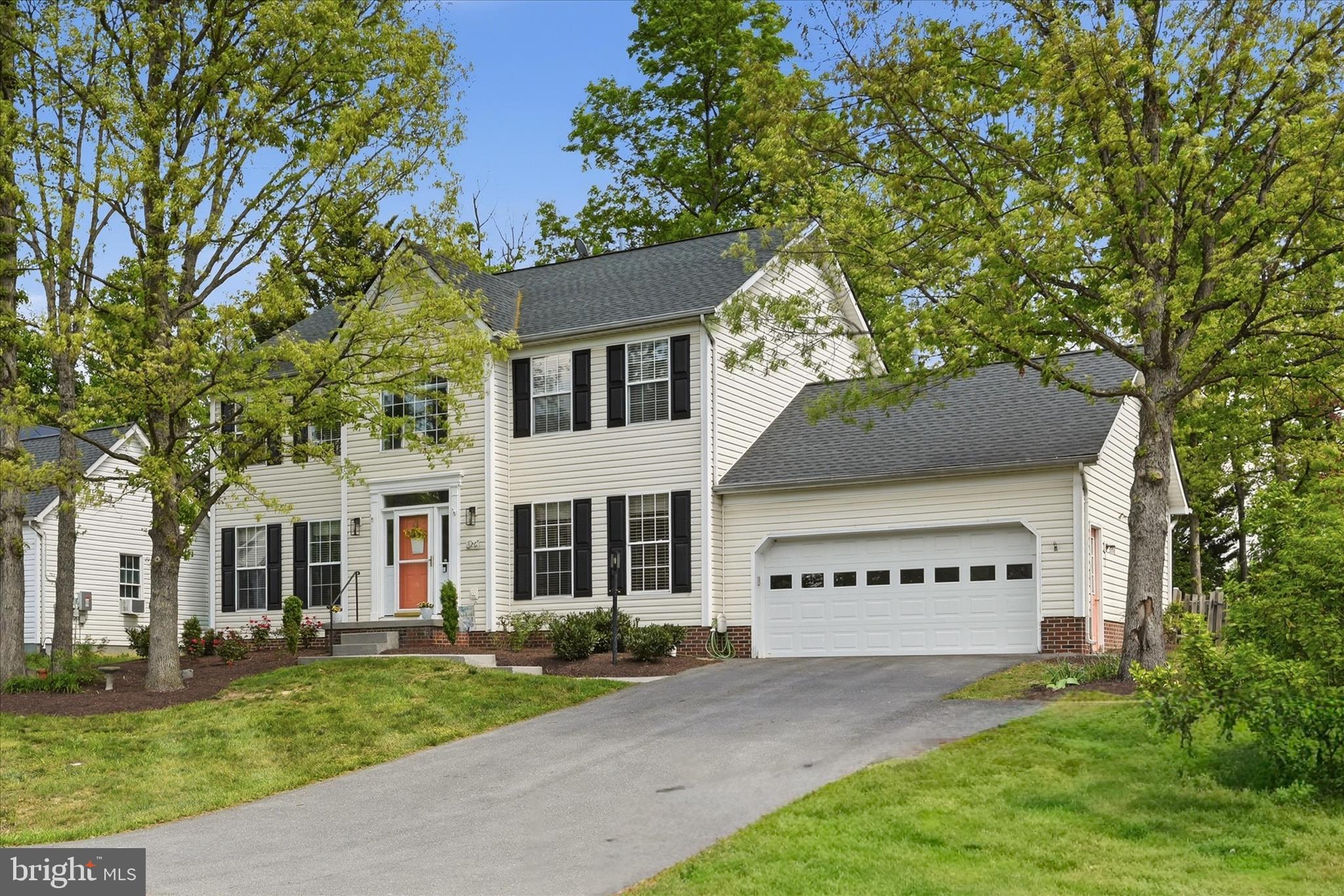 FREDERICKTOWNE ESTATES - Residential