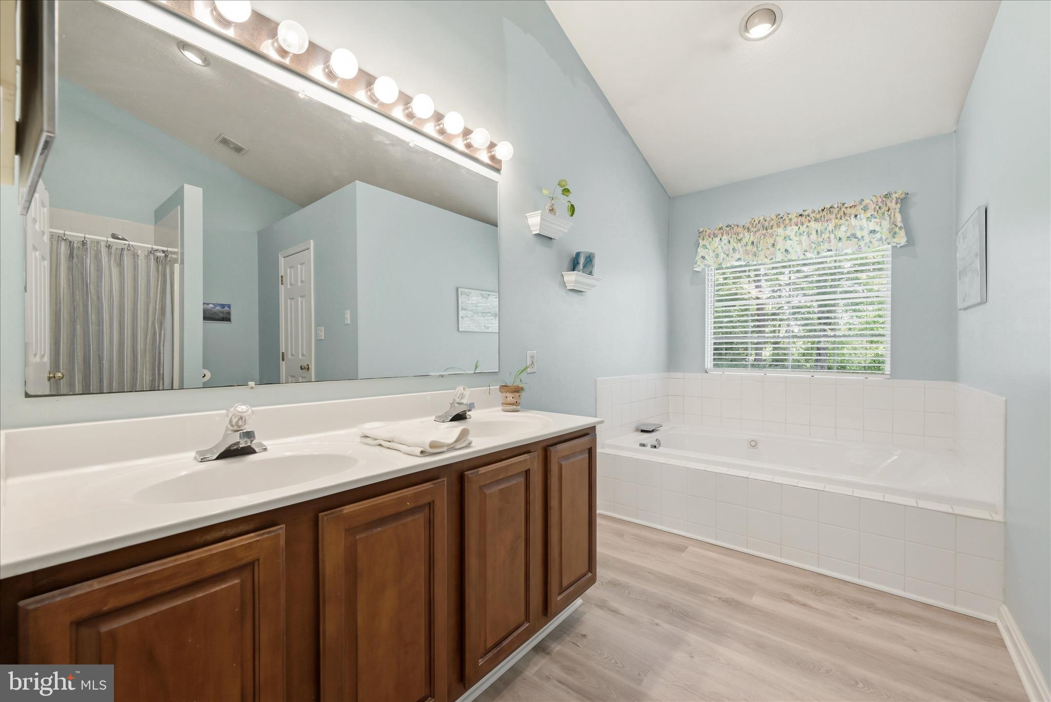 FREDERICKTOWNE ESTATES - Residential