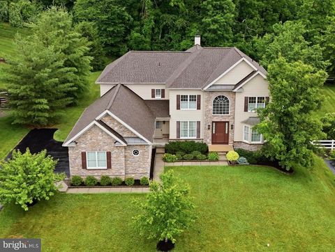 Photo of 4 Strickland Way, GLEN MILLS, PA 19342 (MLS # PADE2118348)
