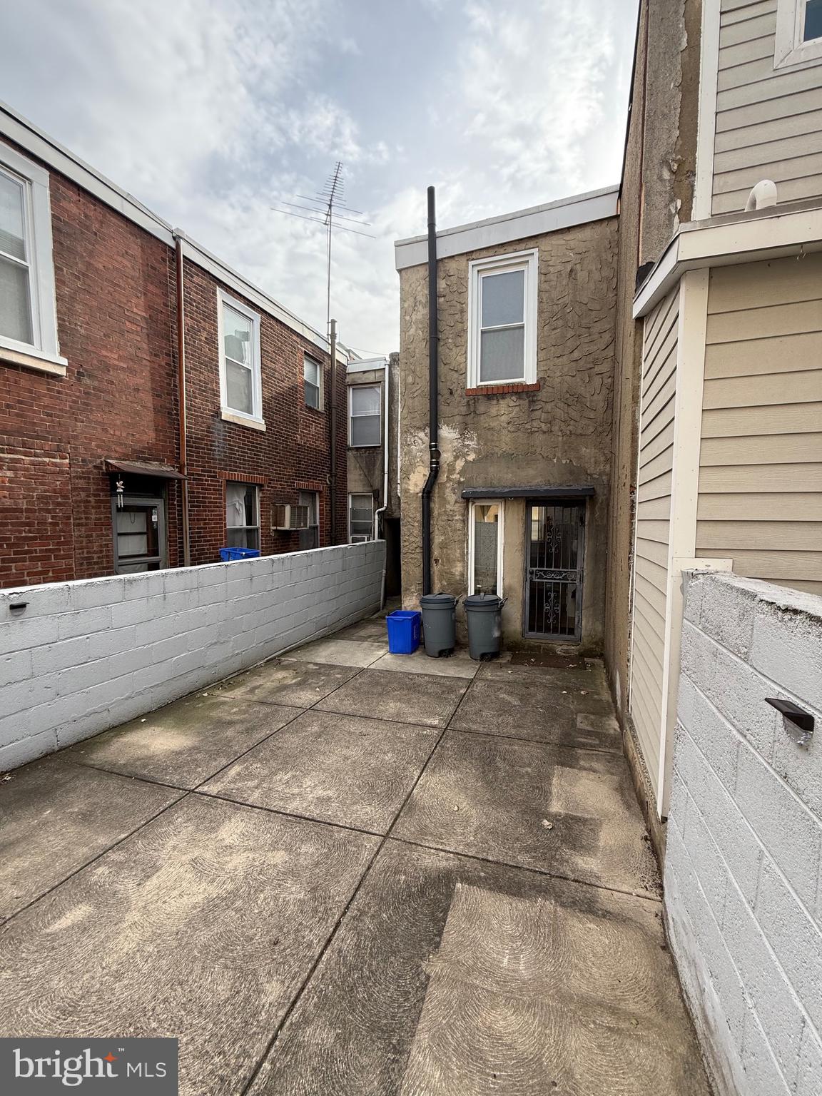 BELLA VISTA - Residential