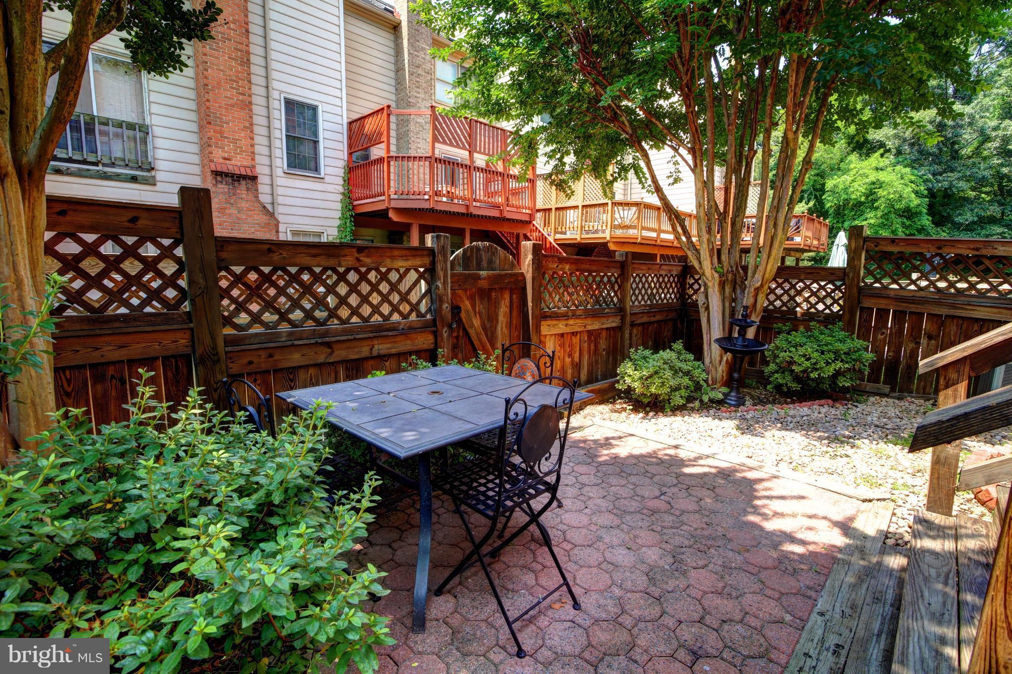 THE HOLLOWS - Residential