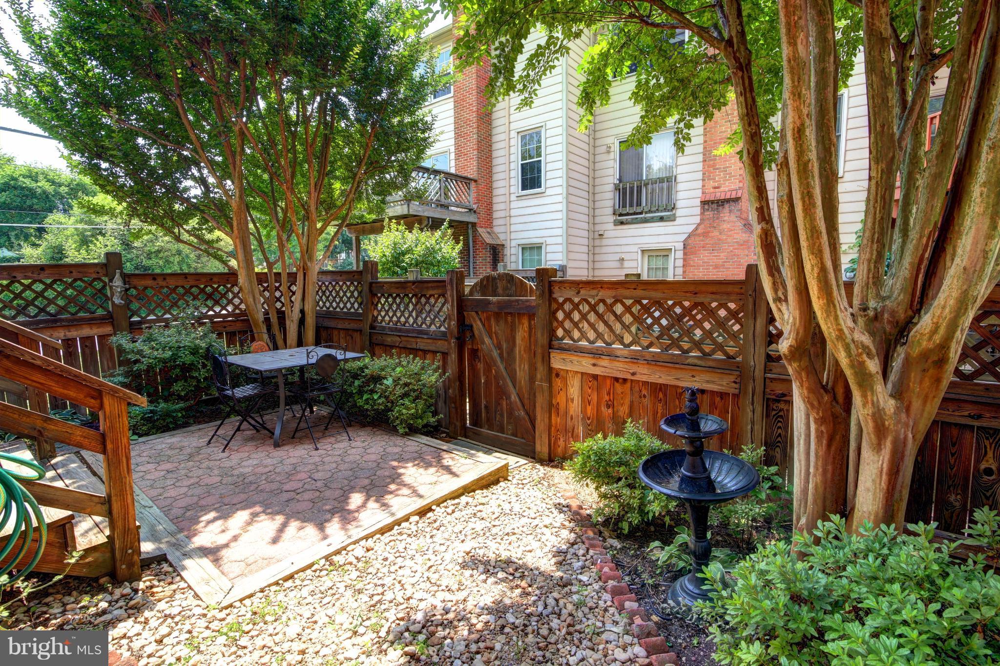 THE HOLLOWS - Residential