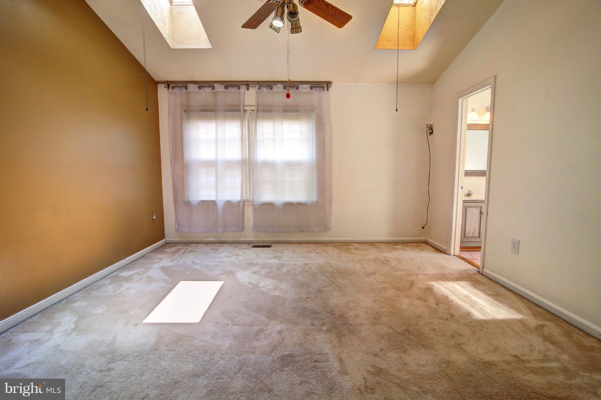 THE HOLLOWS - Residential