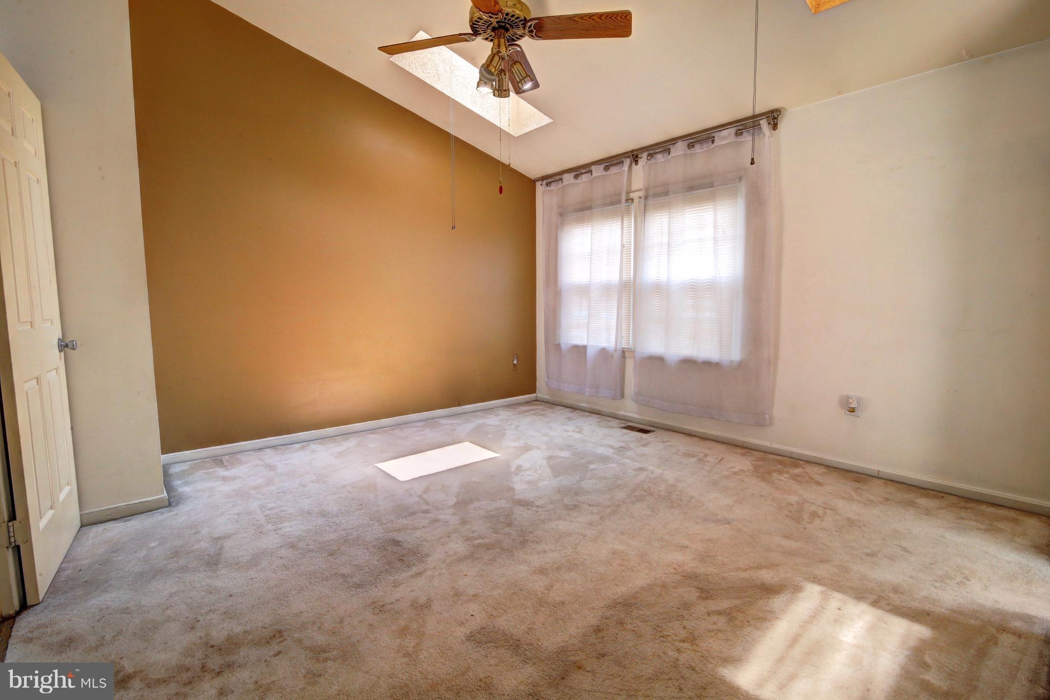 THE HOLLOWS - Residential