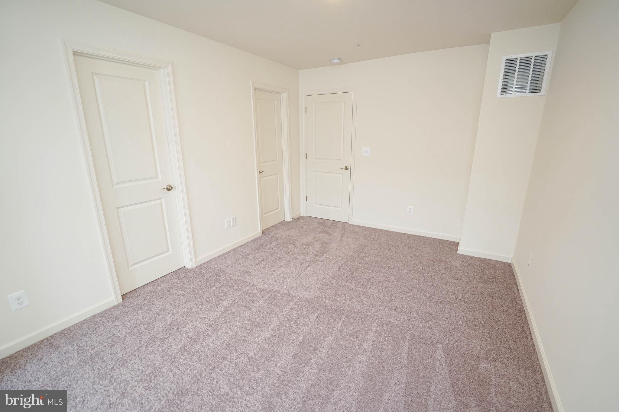 DEEP HARBOUR - Residential Lease