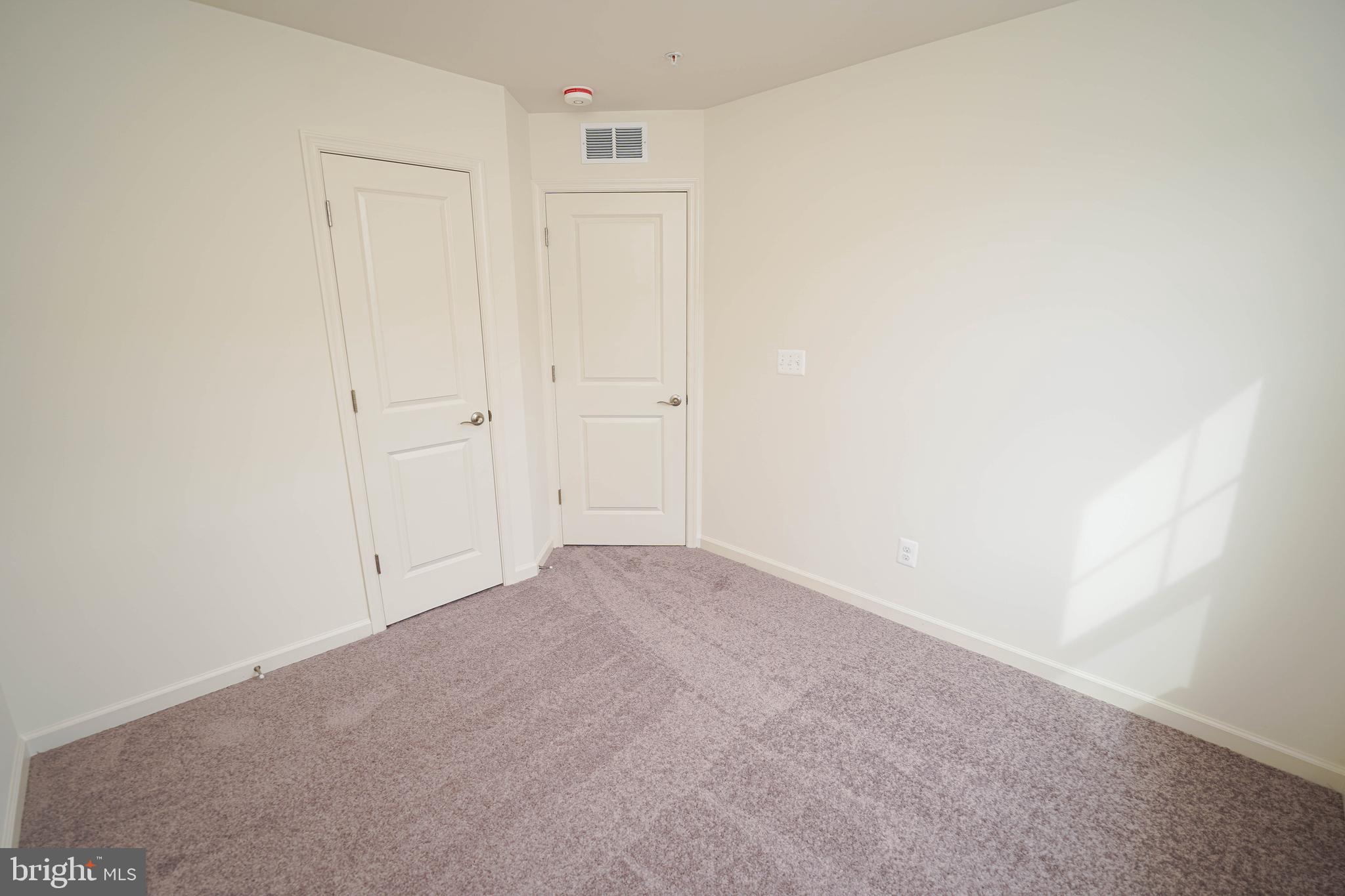 DEEP HARBOUR - Residential Lease