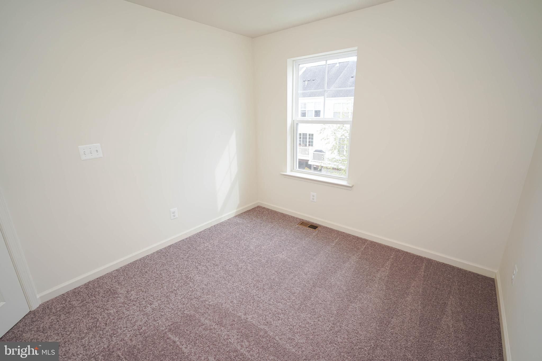 DEEP HARBOUR - Residential Lease