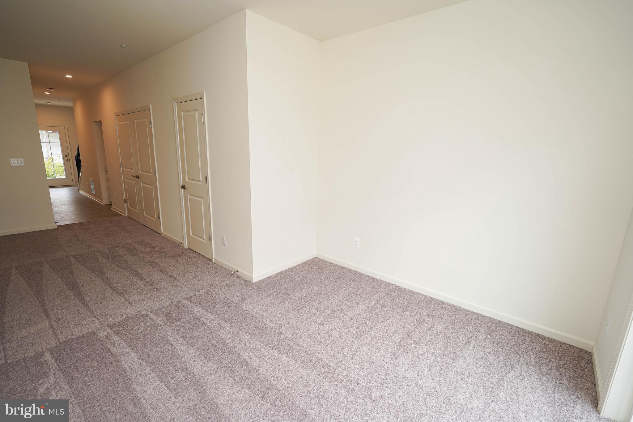 DEEP HARBOUR - Residential Lease