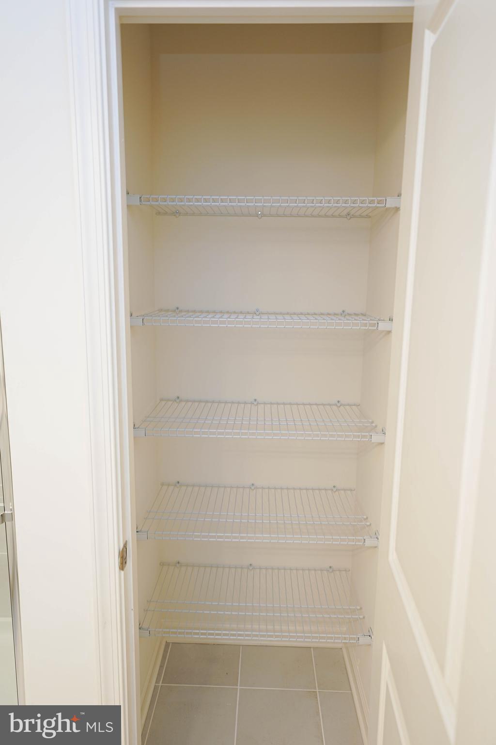 DEEP HARBOUR - Residential Lease