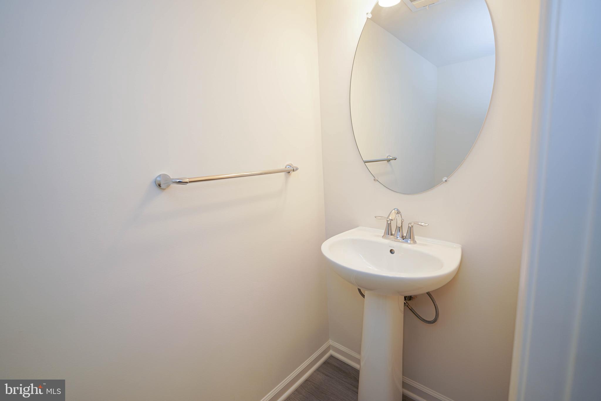 DEEP HARBOUR - Residential Lease