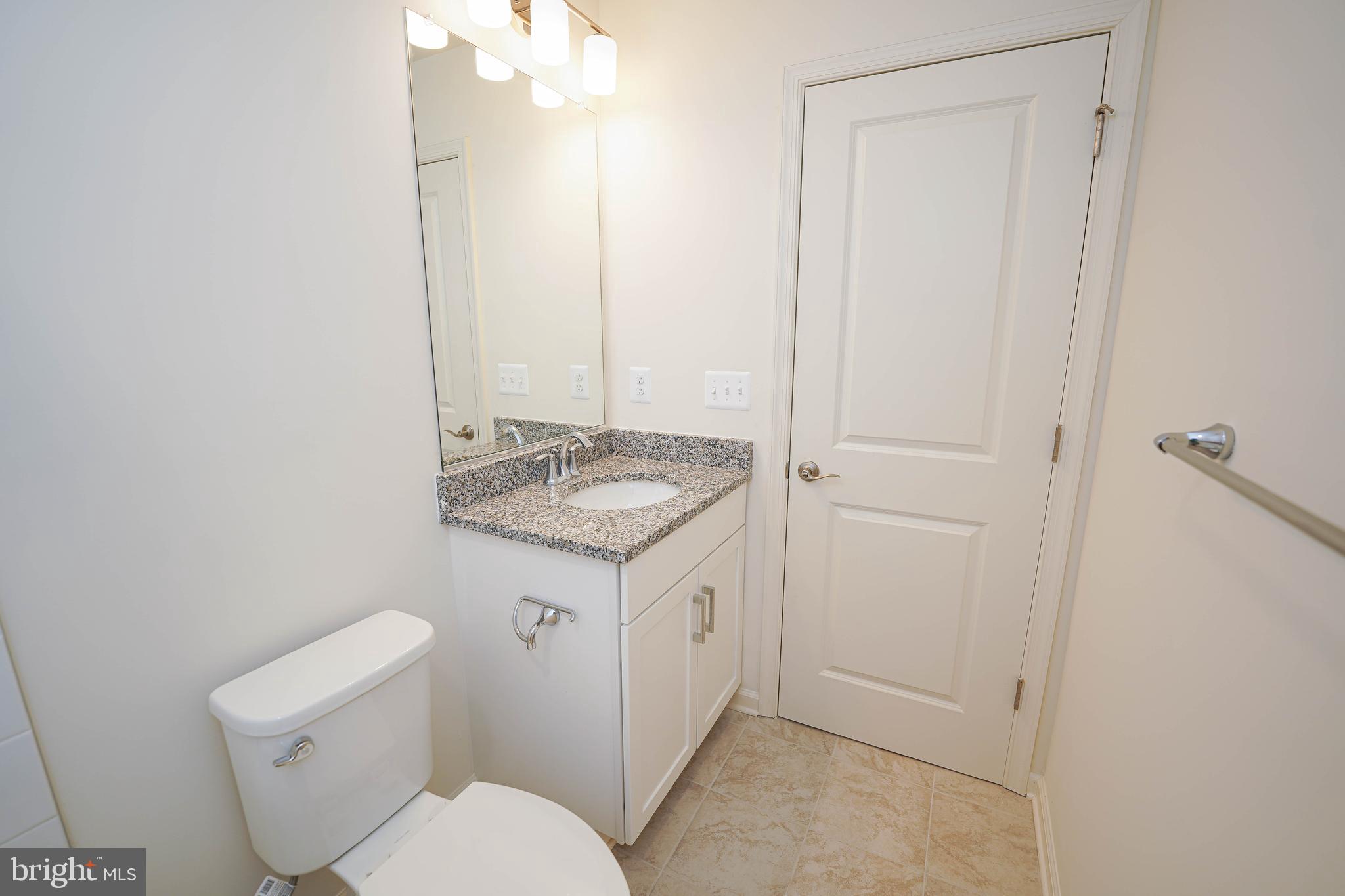 DEEP HARBOUR - Residential Lease