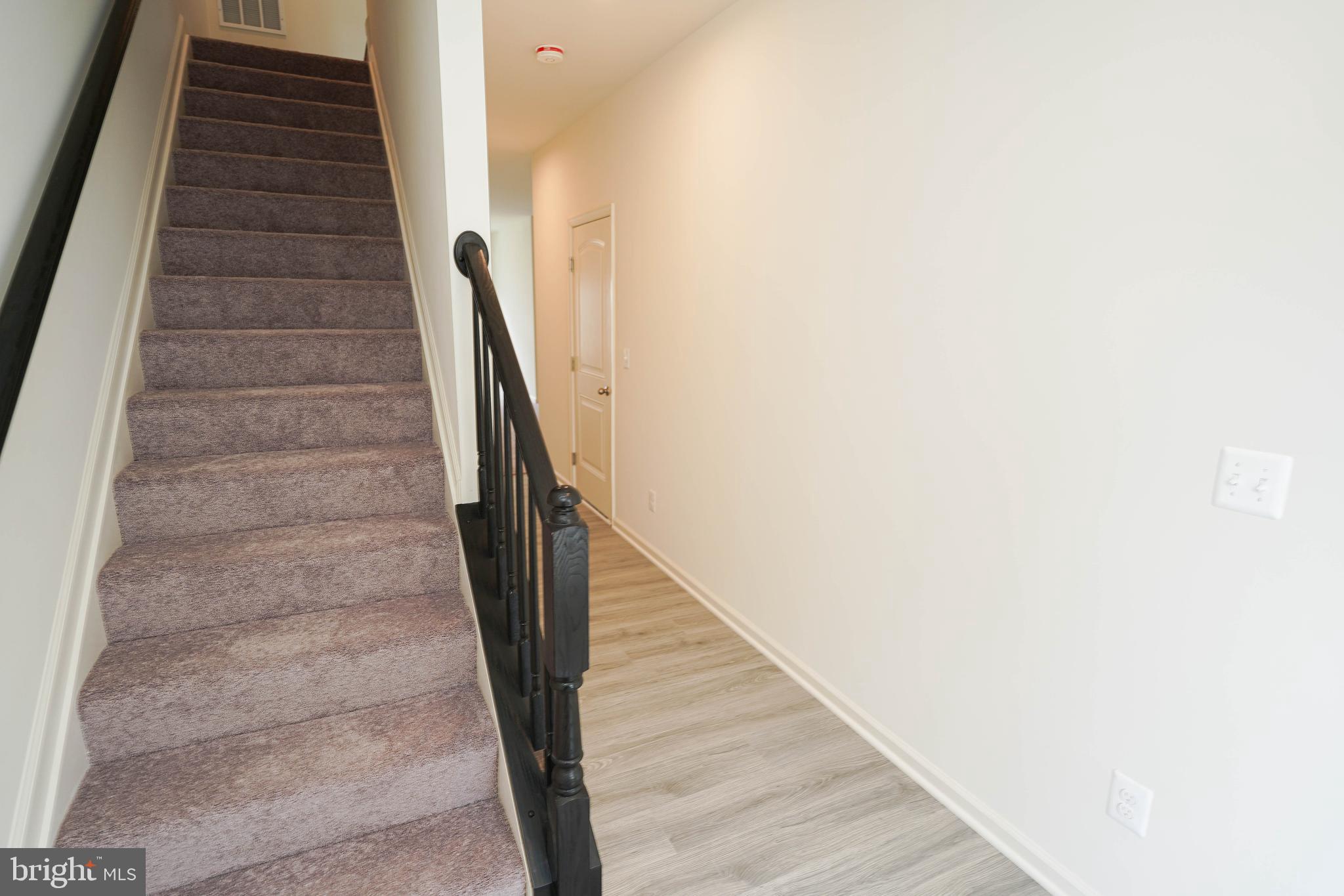 DEEP HARBOUR - Residential Lease