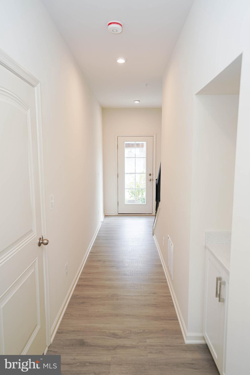 DEEP HARBOUR - Residential Lease