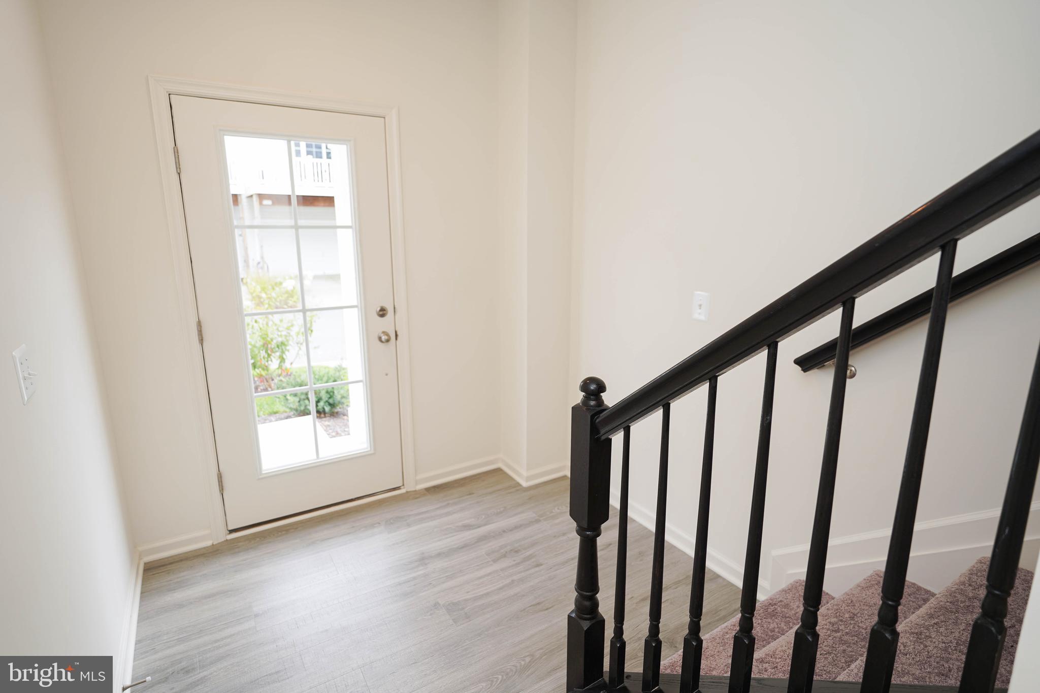 DEEP HARBOUR - Residential Lease