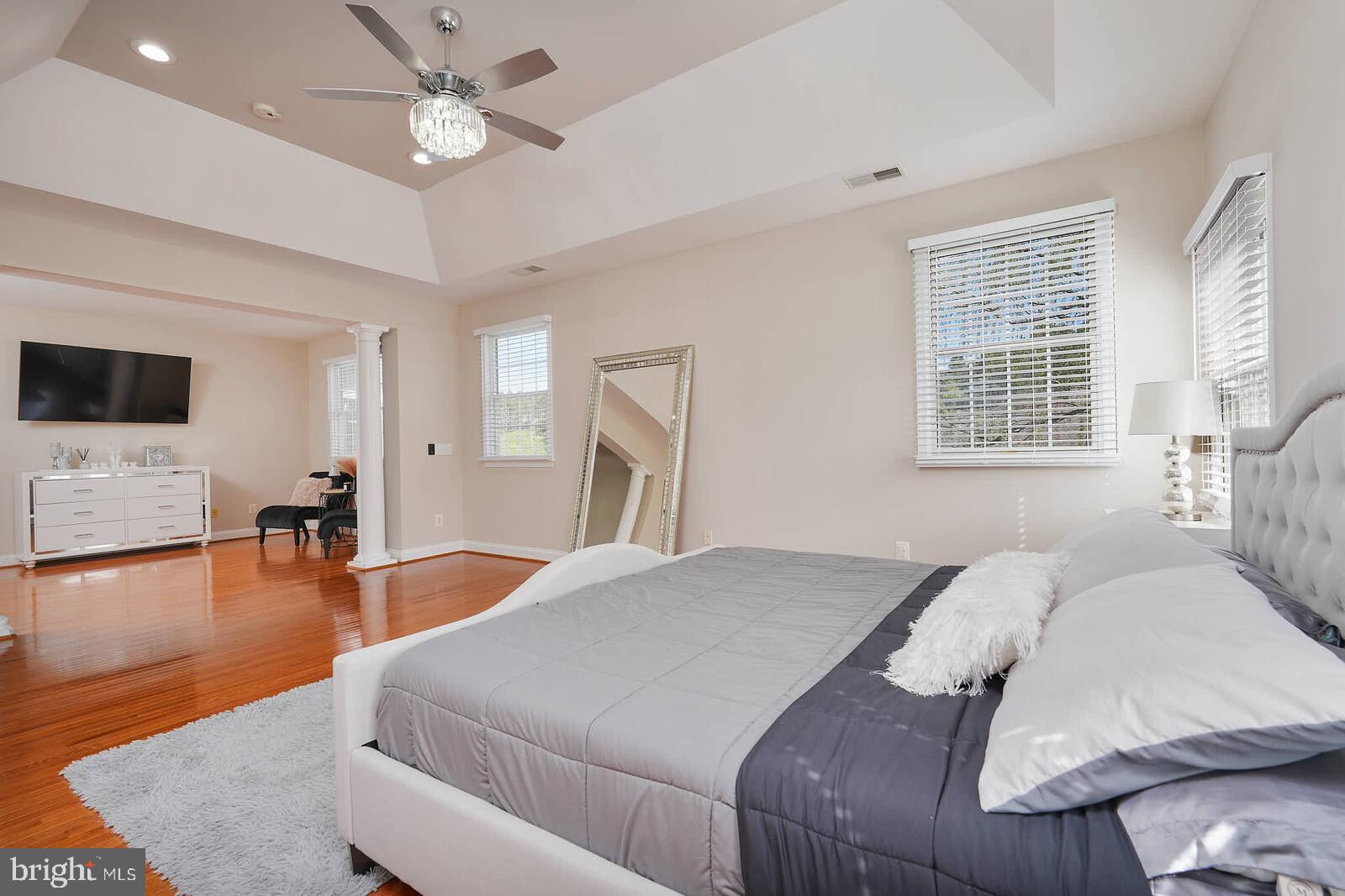 DOMINION VALLEY COUNTRY CLUB - Residential