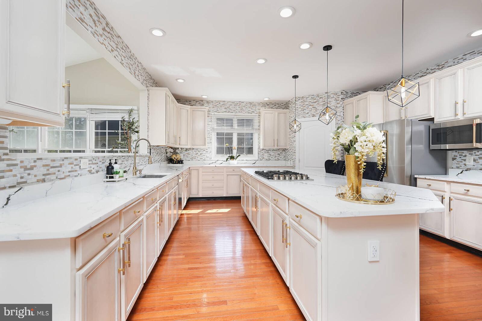 DOMINION VALLEY COUNTRY CLUB - Residential