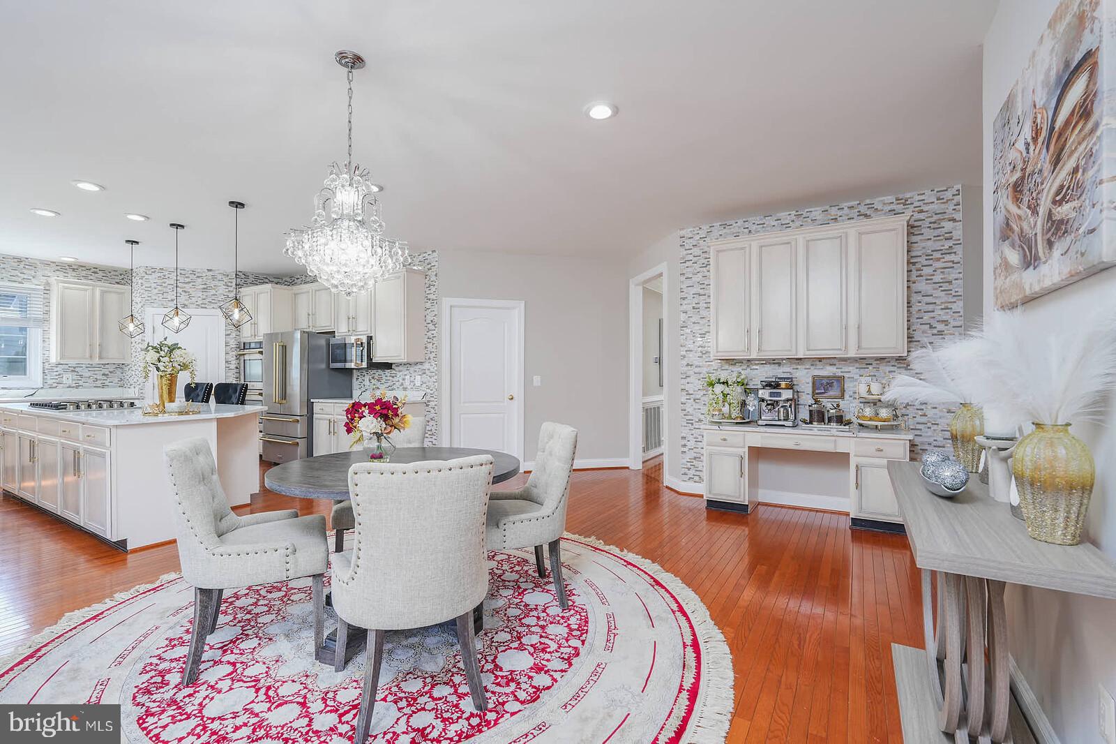 DOMINION VALLEY COUNTRY CLUB - Residential