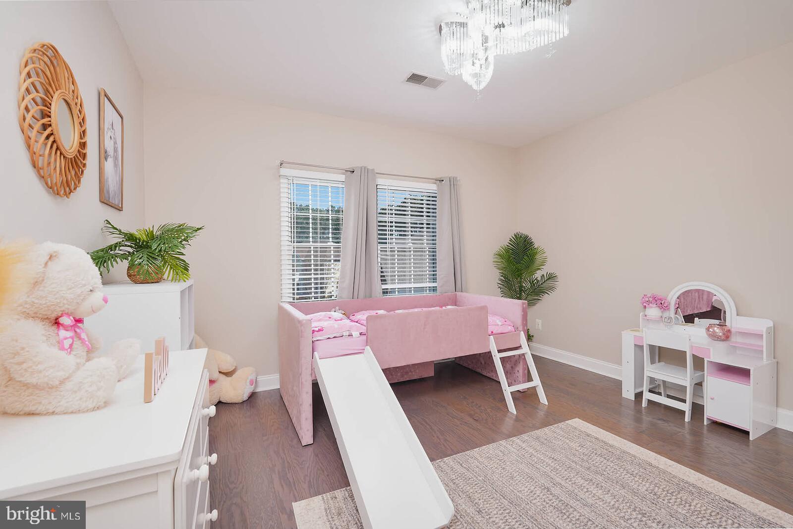 DOMINION VALLEY COUNTRY CLUB - Residential