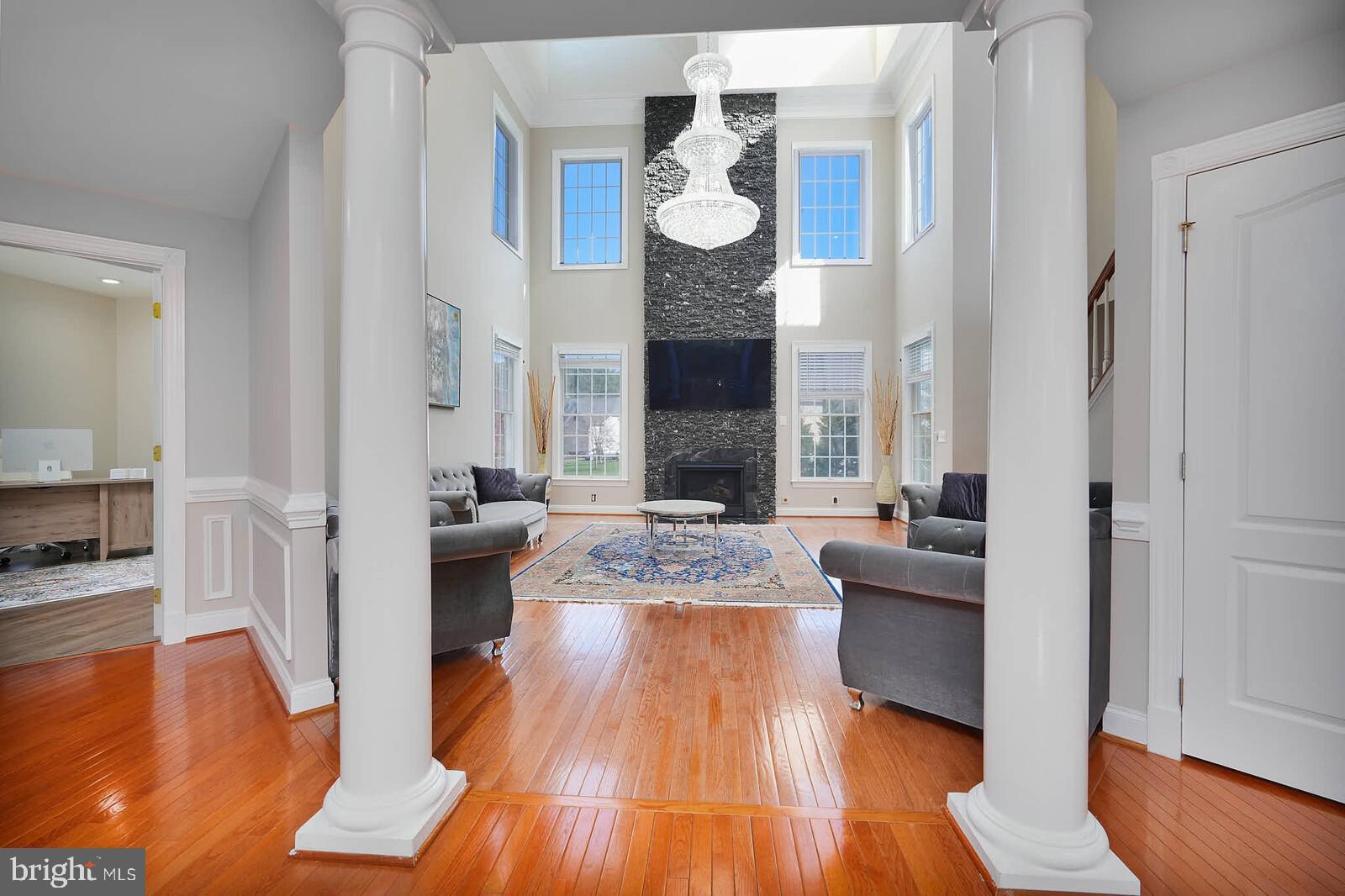 DOMINION VALLEY COUNTRY CLUB - Residential