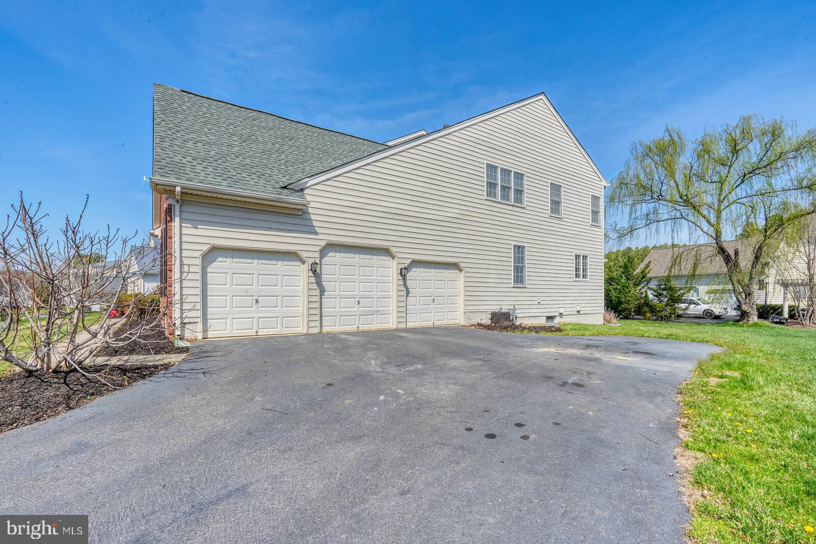 DOMINION VALLEY COUNTRY CLUB - Residential