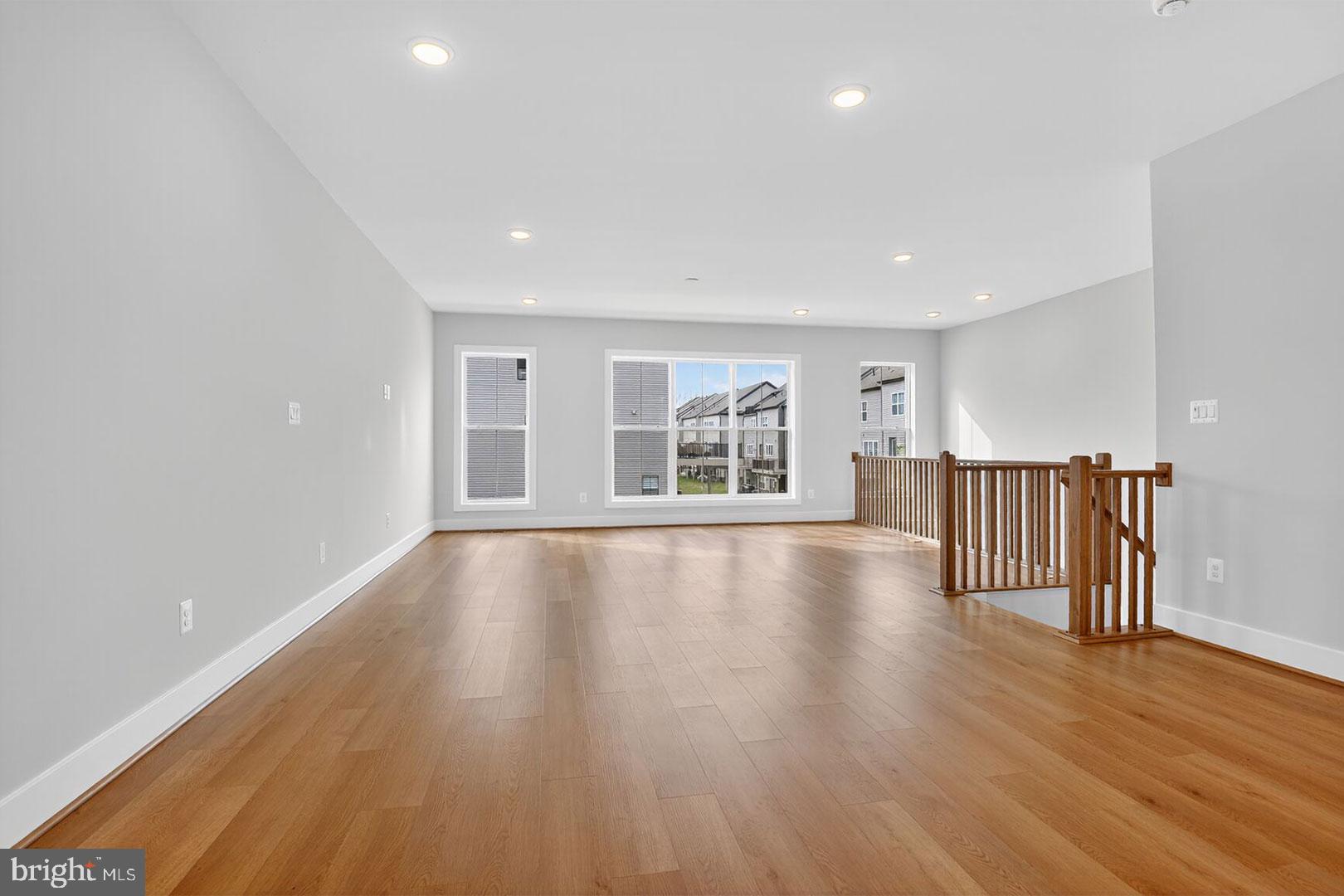 BRAMBLETON - Residential