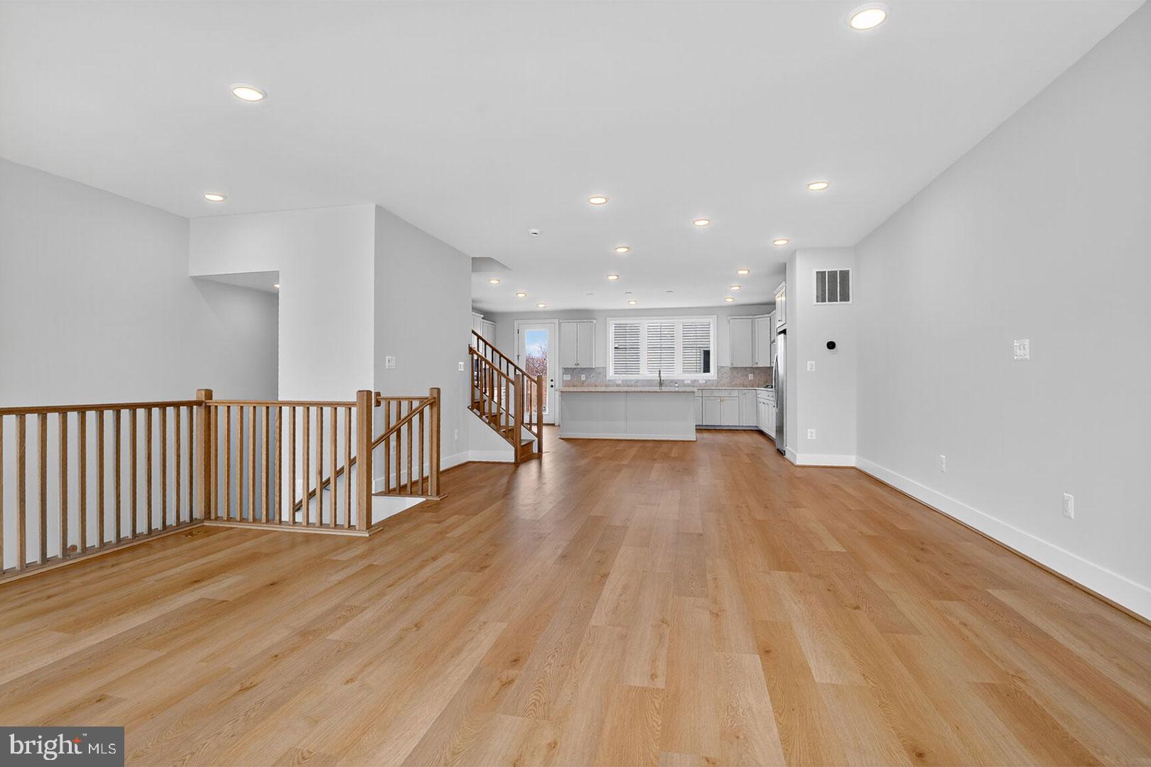 BRAMBLETON - Residential