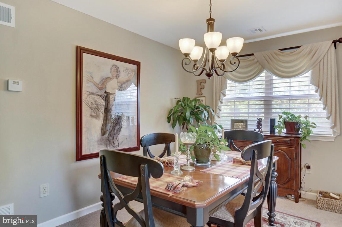 WOODS EDGE - Residential