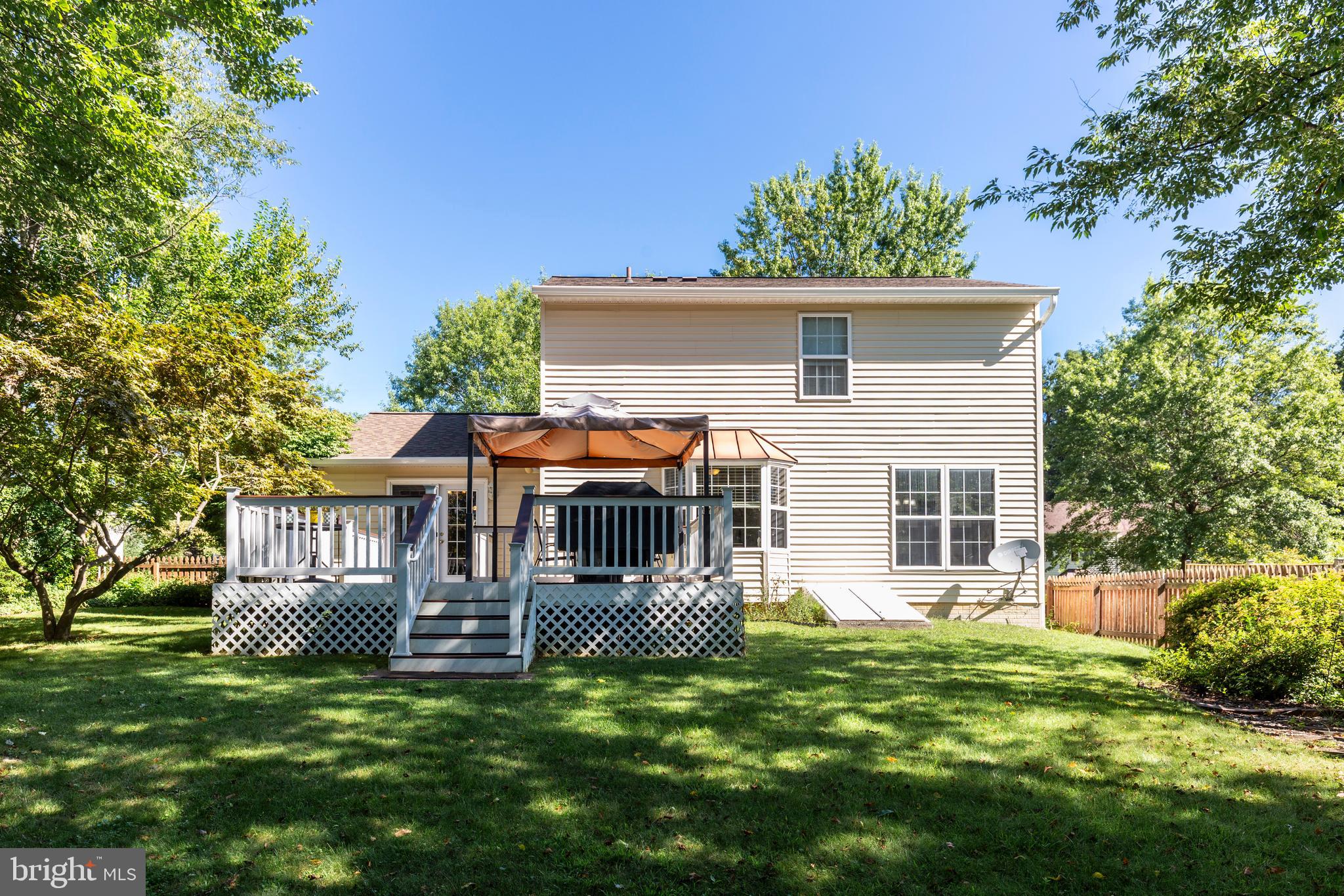 ROBERTS FIELD - Residential