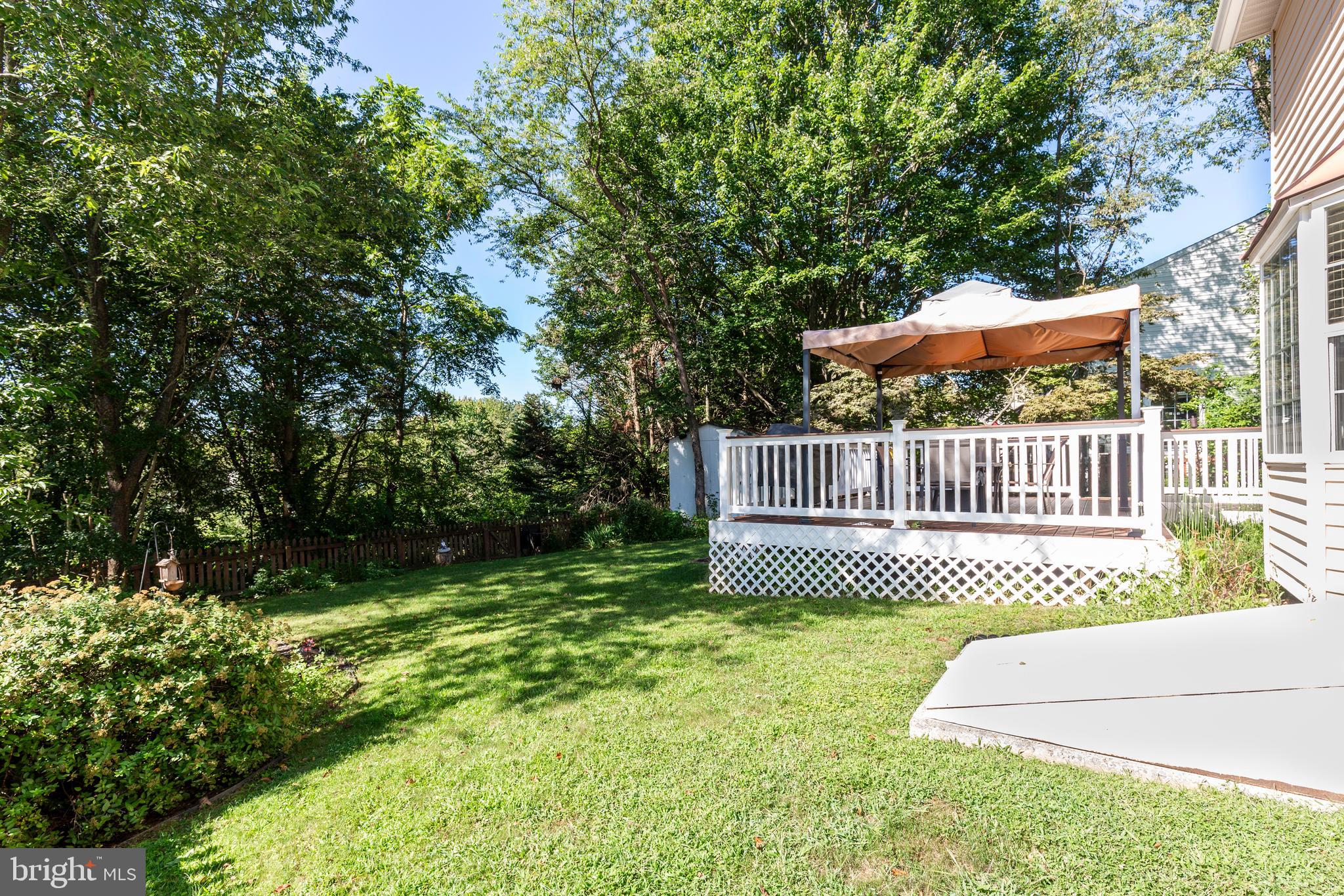 ROBERTS FIELD - Residential