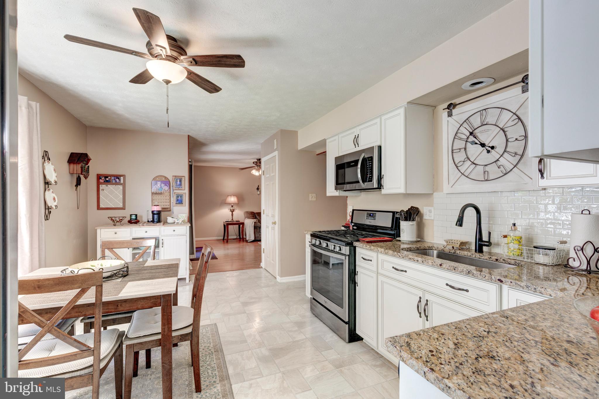 ROBERTS FIELD - Residential