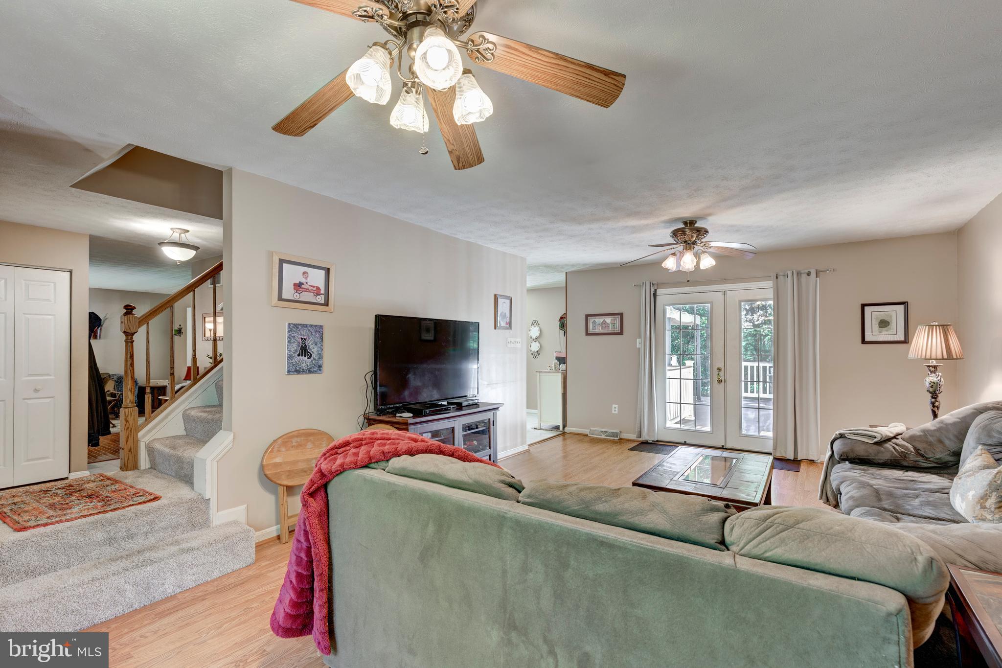 ROBERTS FIELD - Residential