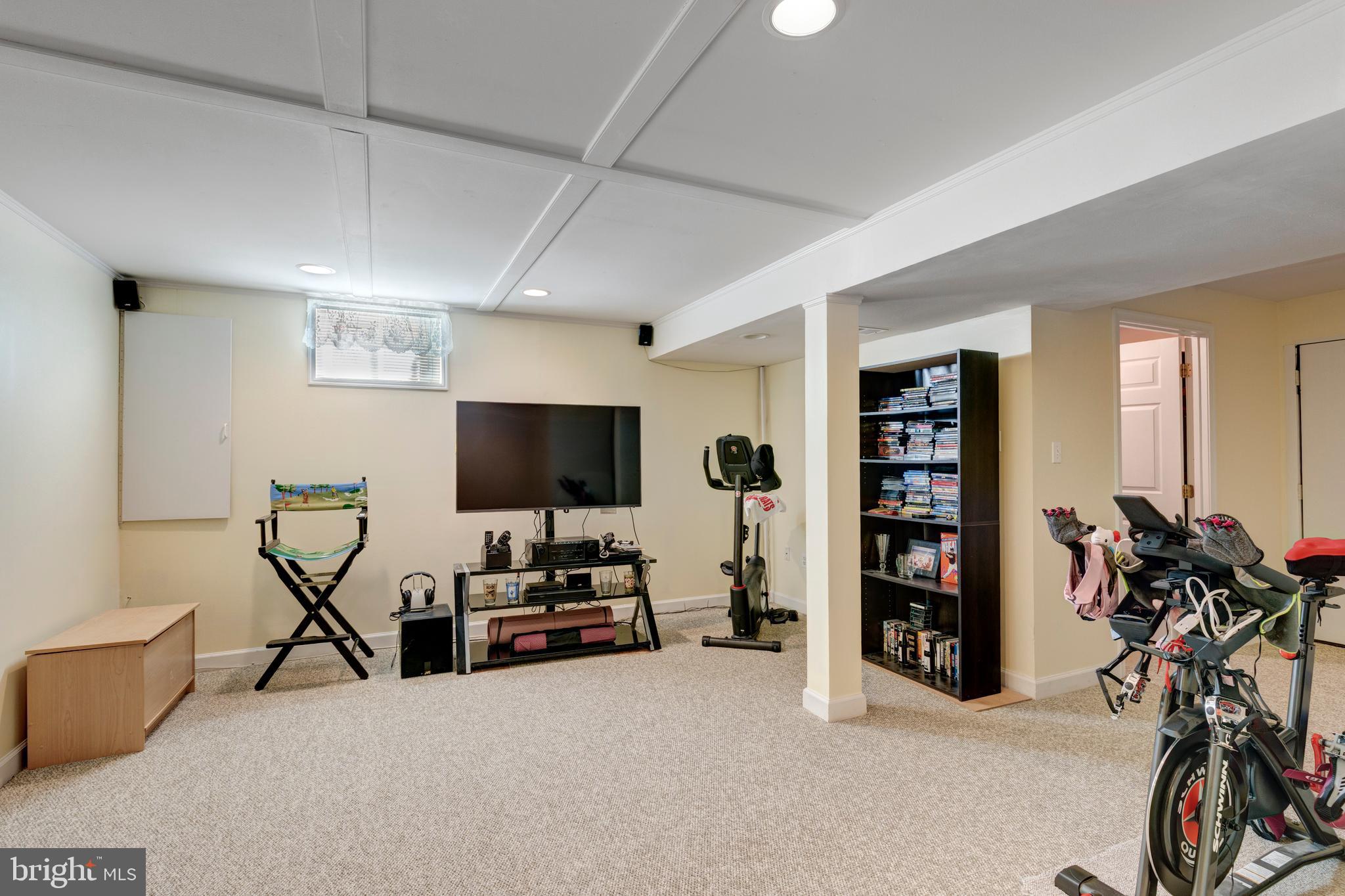 ROBERTS FIELD - Residential