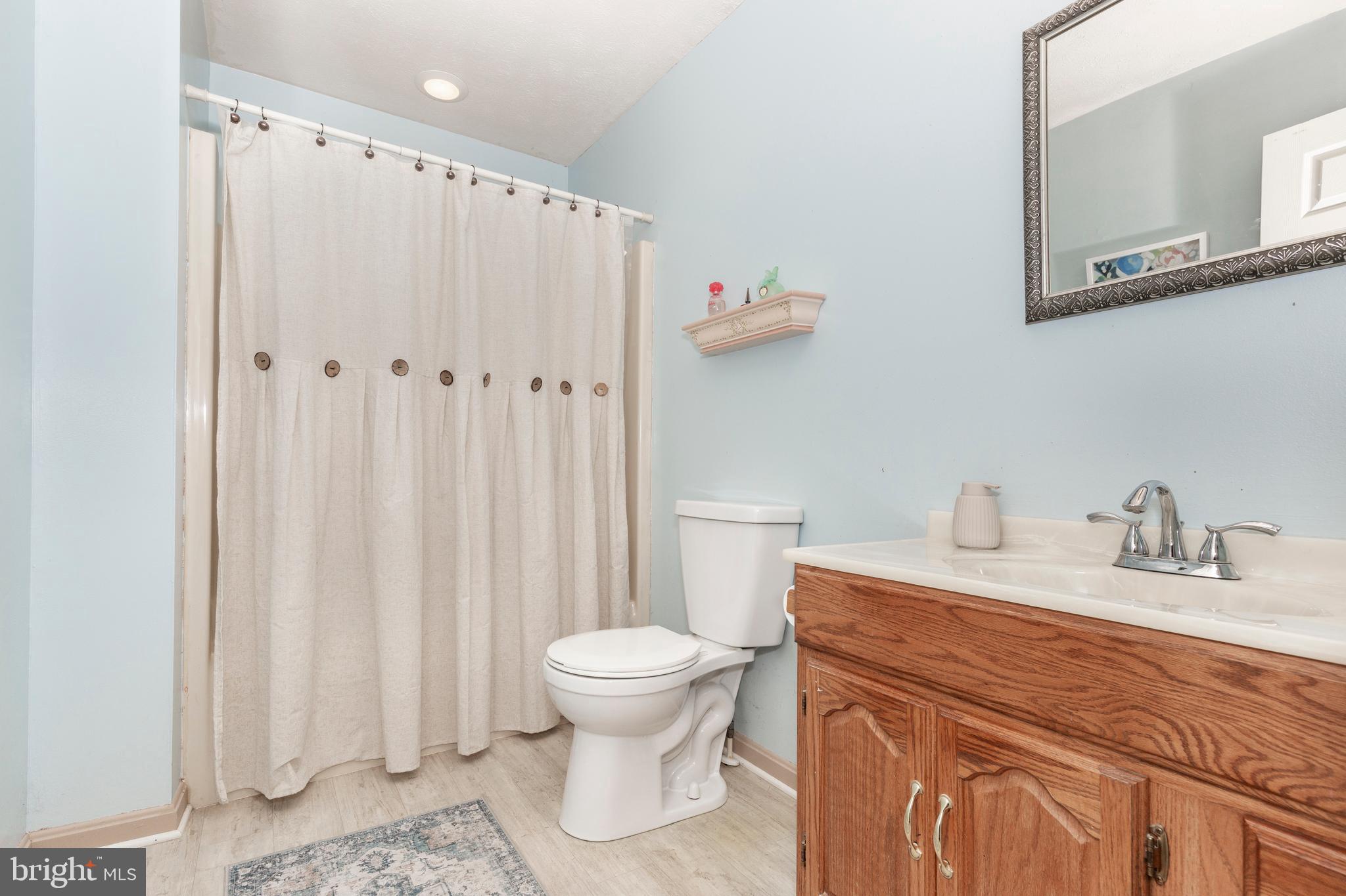 ROBERTS FIELD - Residential