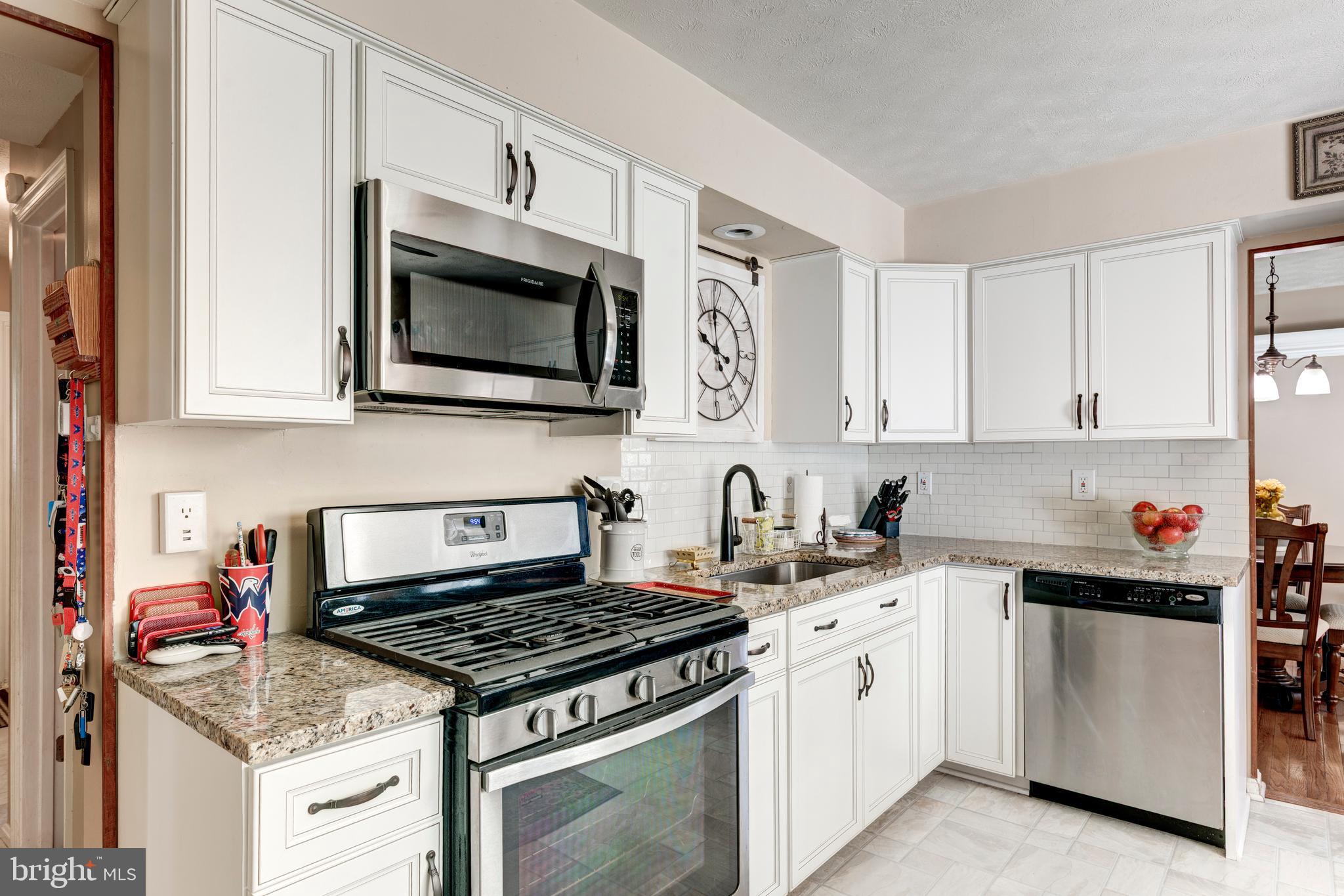 ROBERTS FIELD - Residential