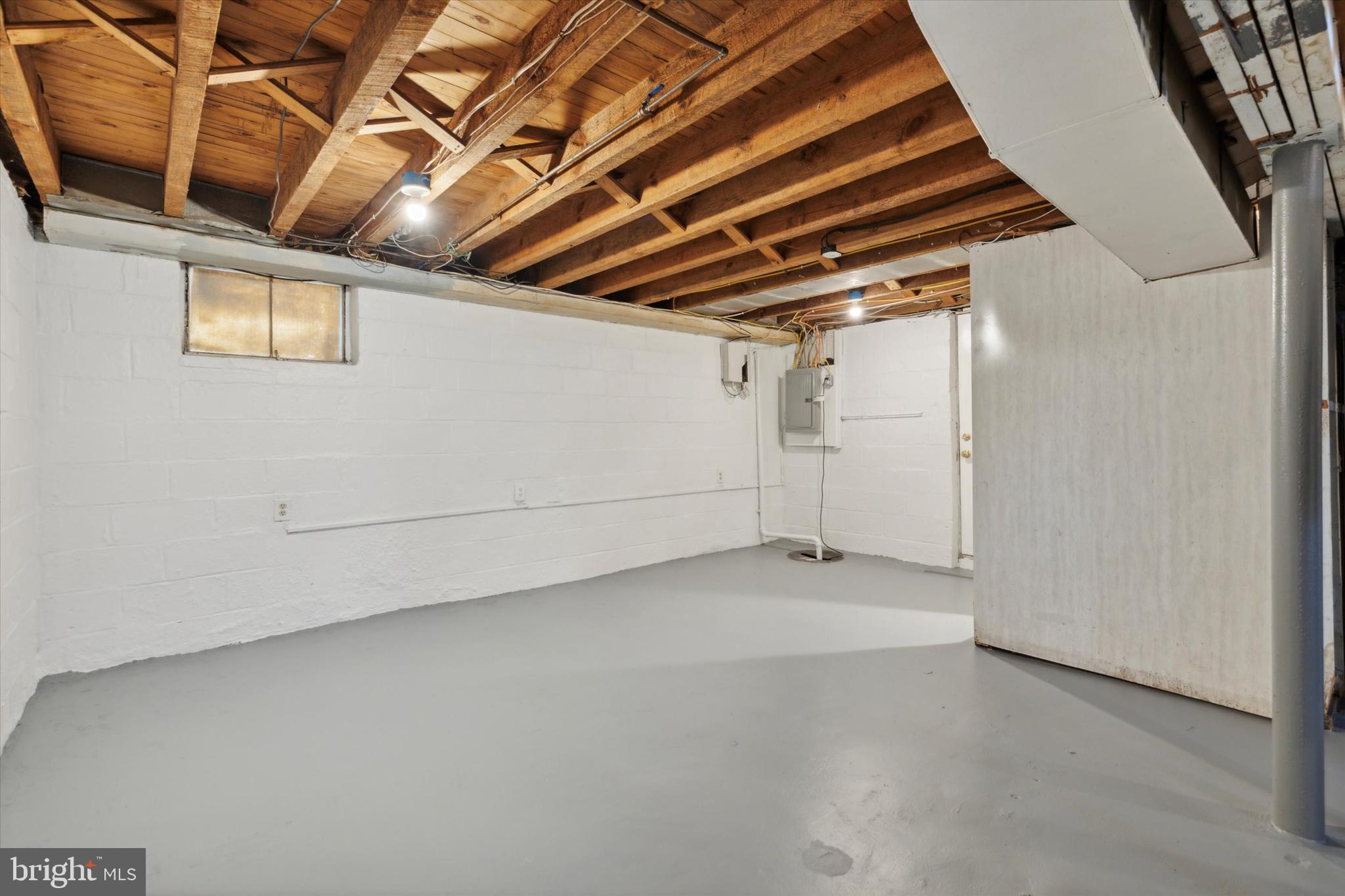 ROSLYN - Residential