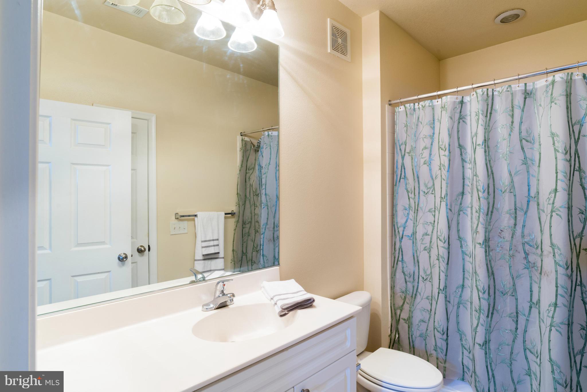 FITZ AT ROCKVILLE TOWN C - Residential