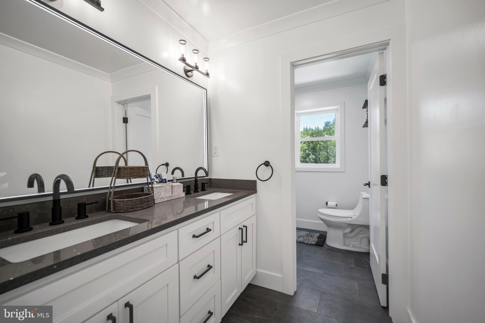 CAMP HILL - Residential