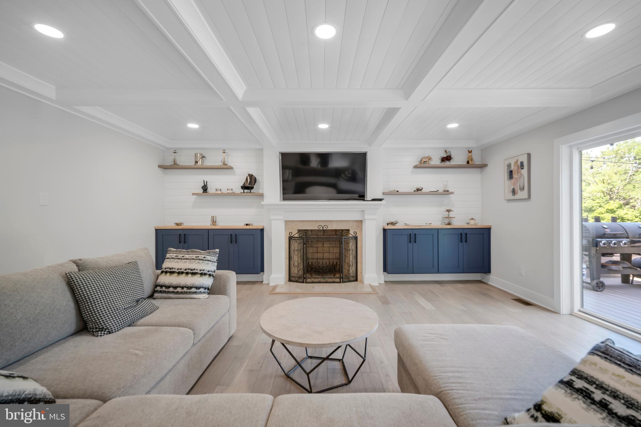 CAMP HILL - Residential