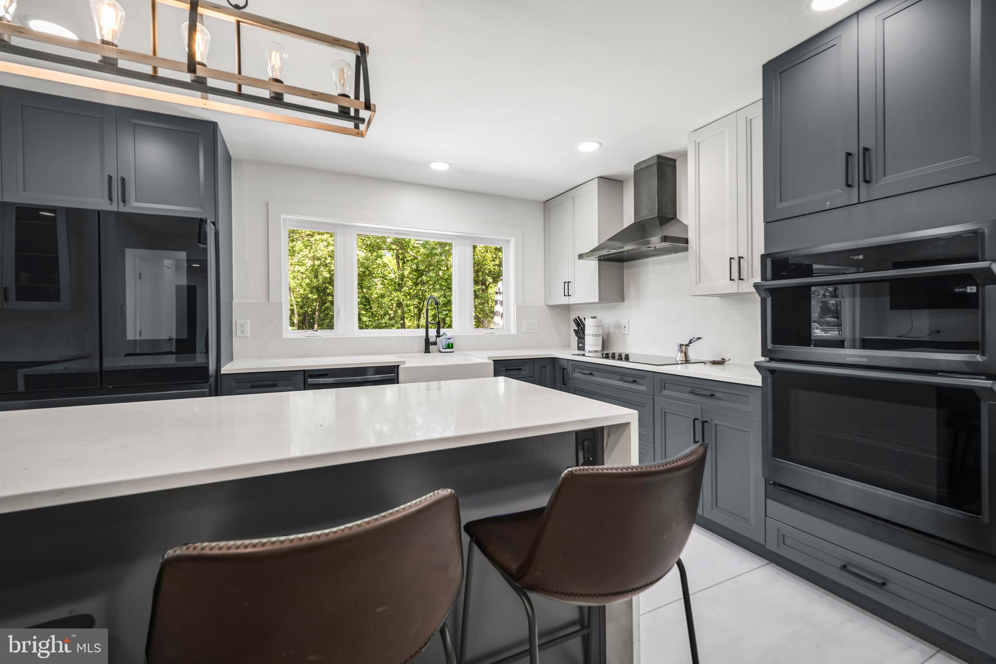 CAMP HILL - Residential