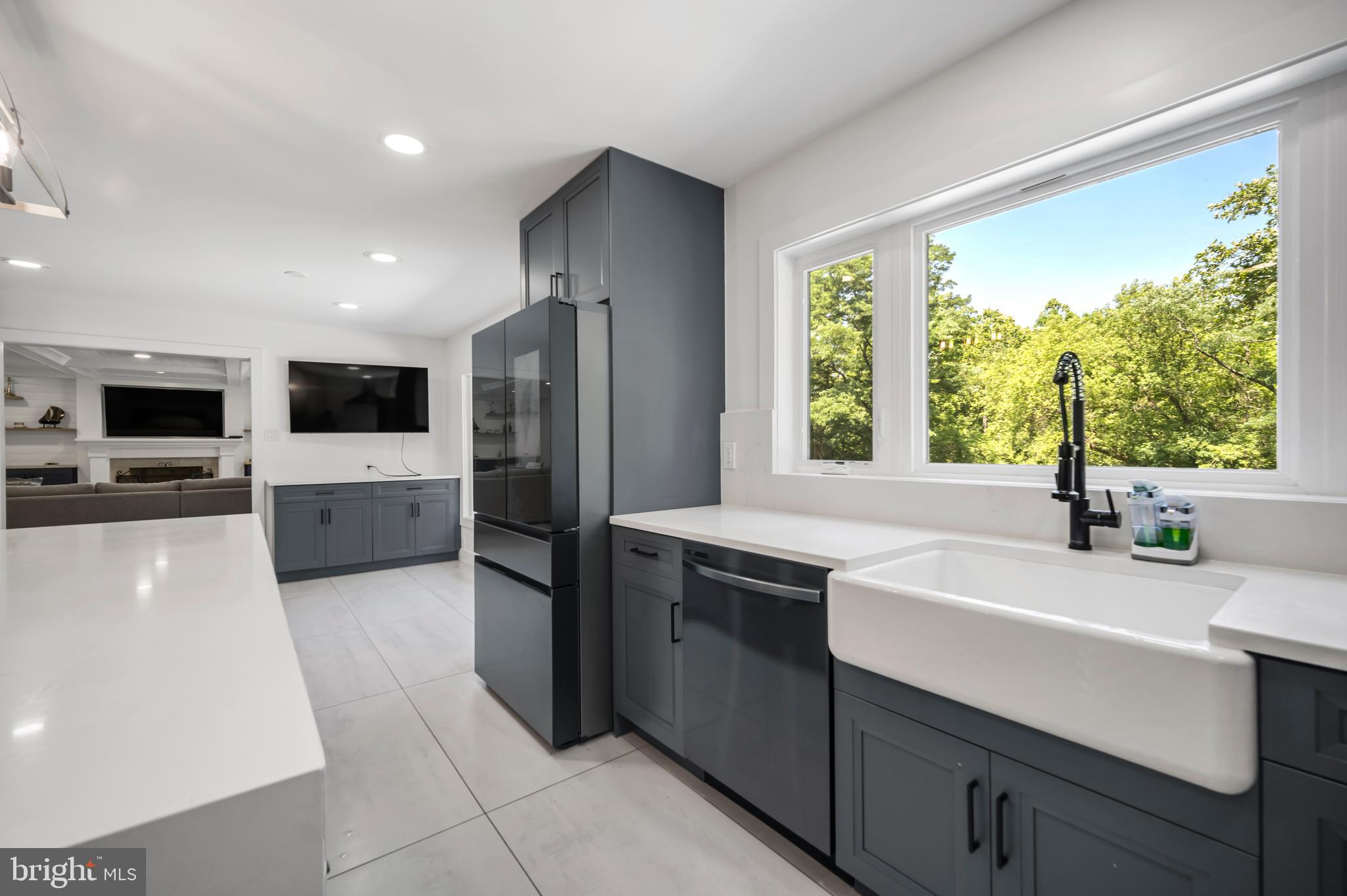 CAMP HILL - Residential