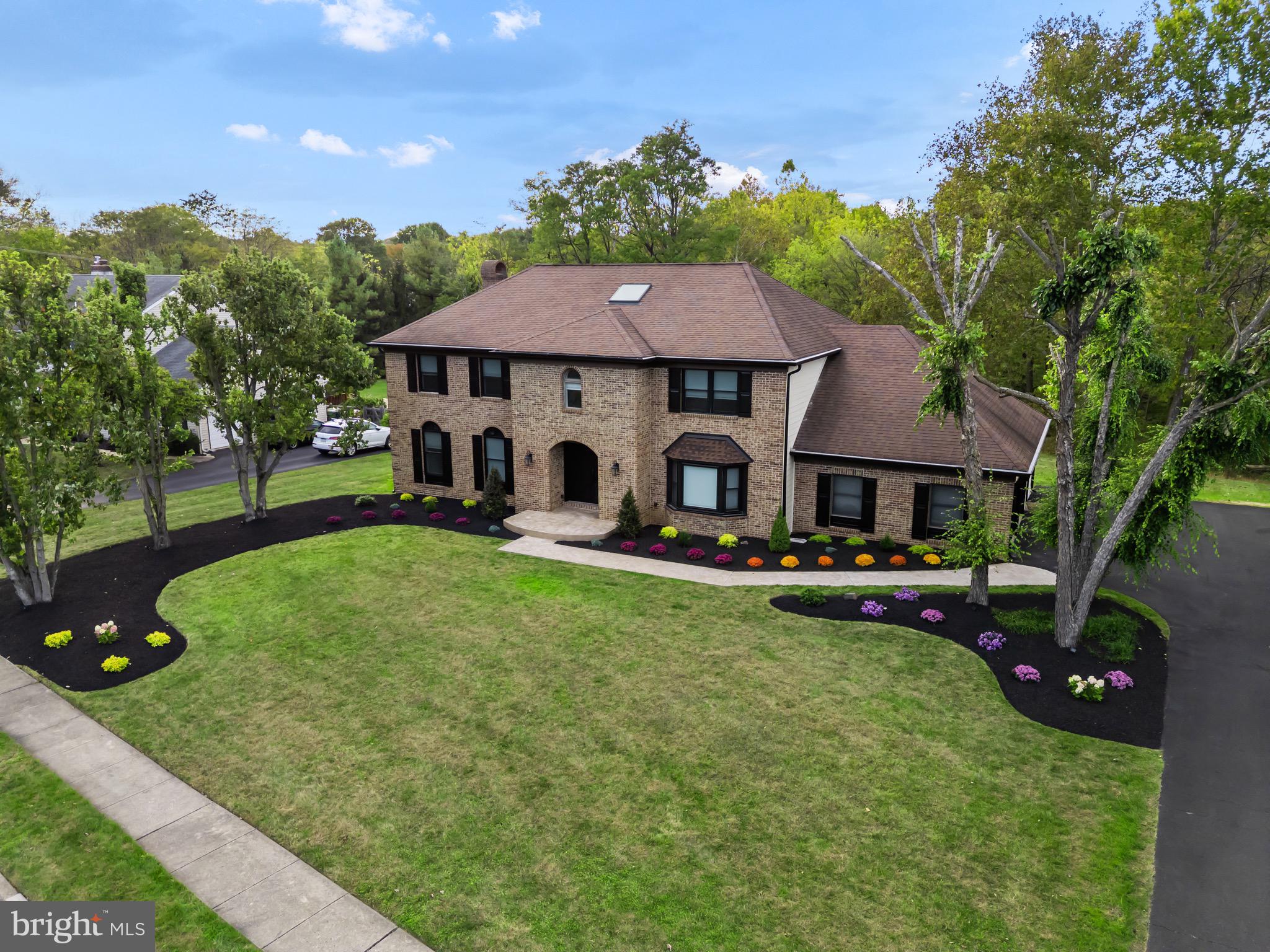 1404 CINNAMON CIRCLE