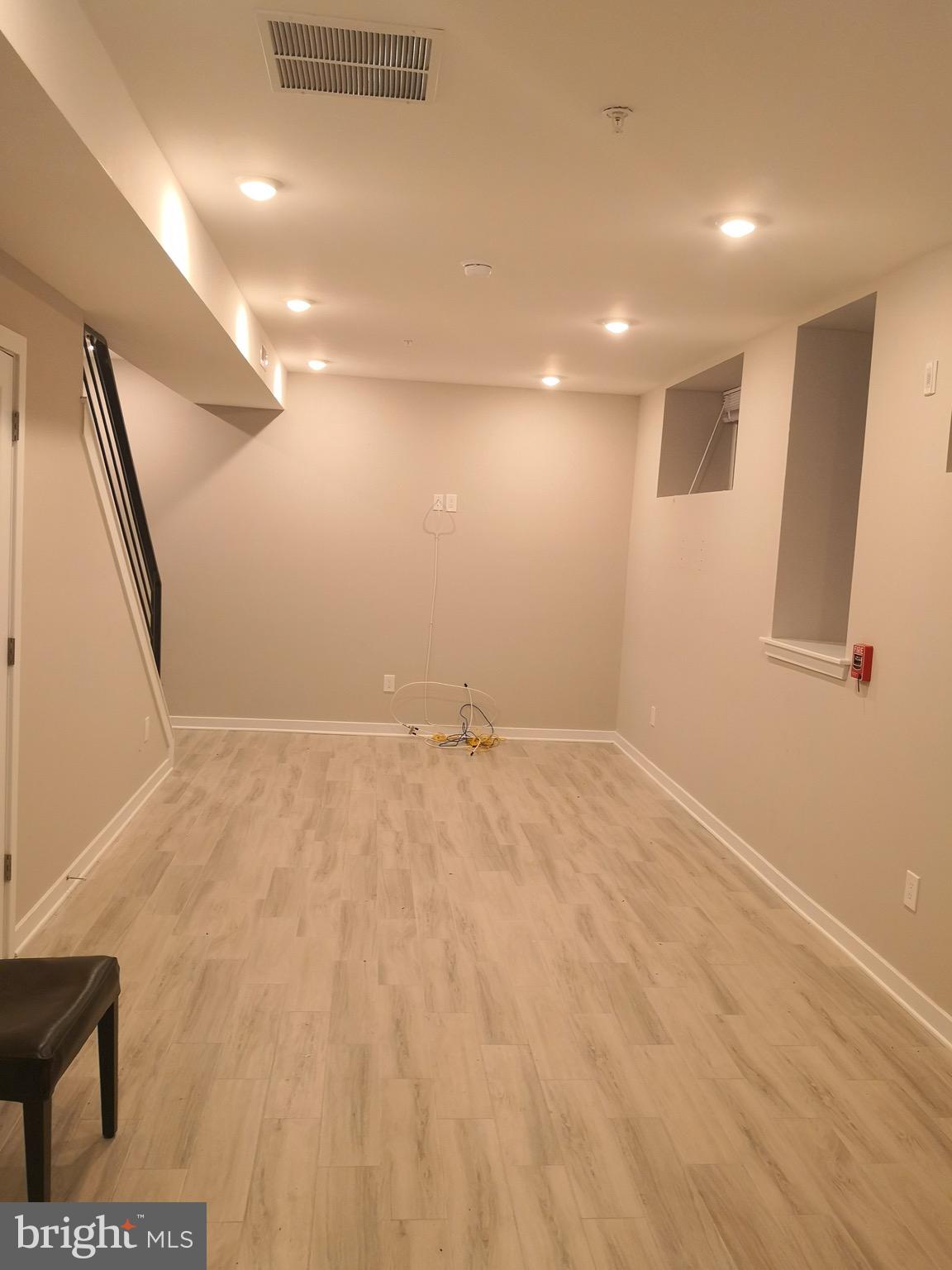 FAIRMOUNT - Residential Lease