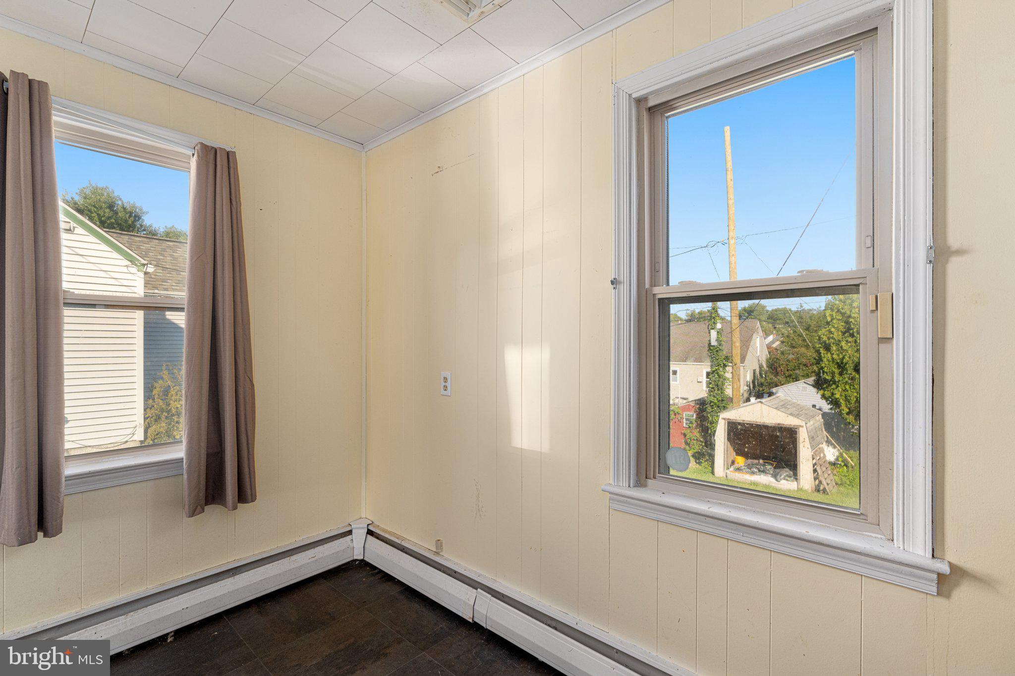 POTTSTOWN - Residential