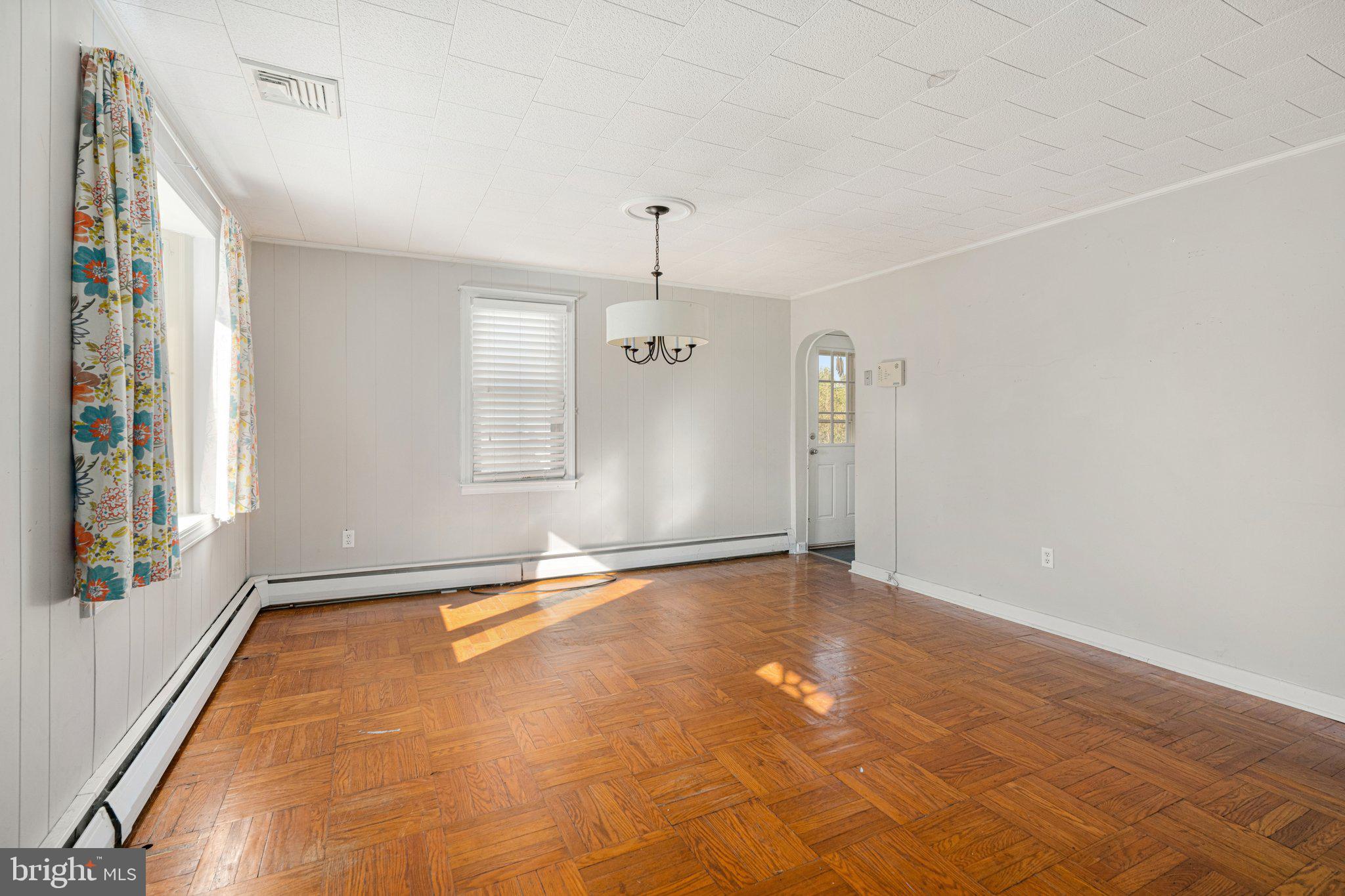 POTTSTOWN - Residential