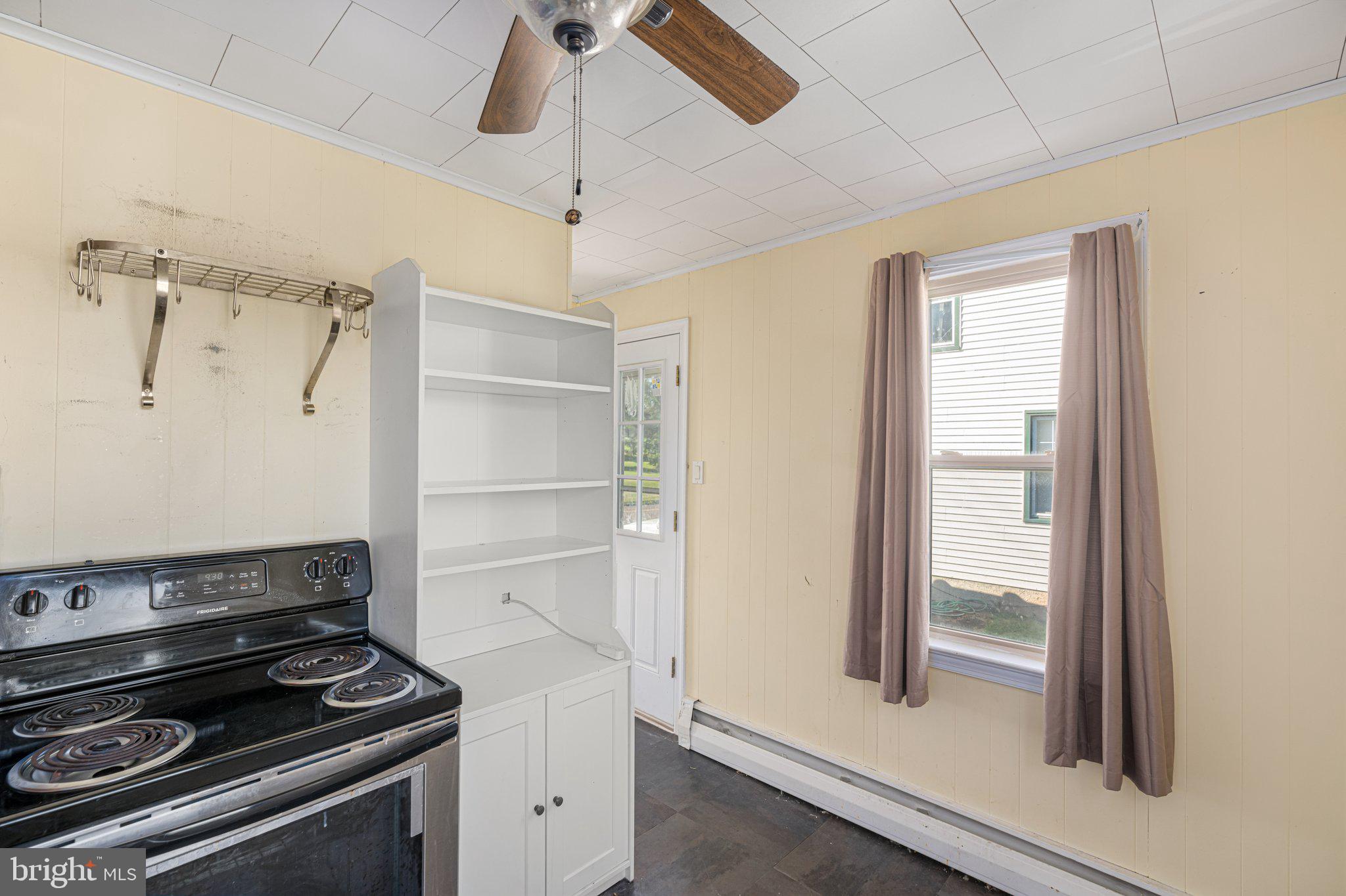 POTTSTOWN - Residential