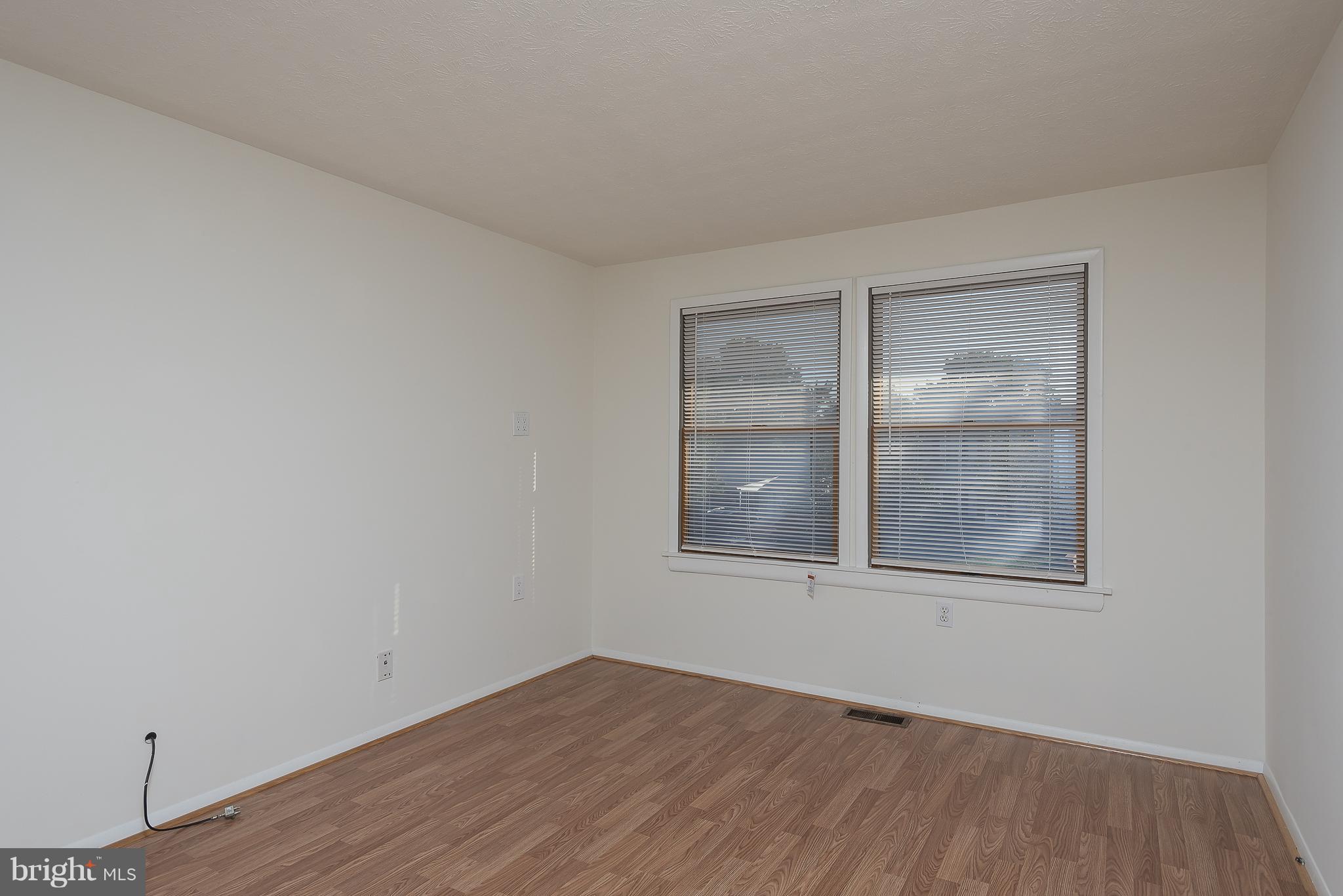 THE PROVINCES - Residential