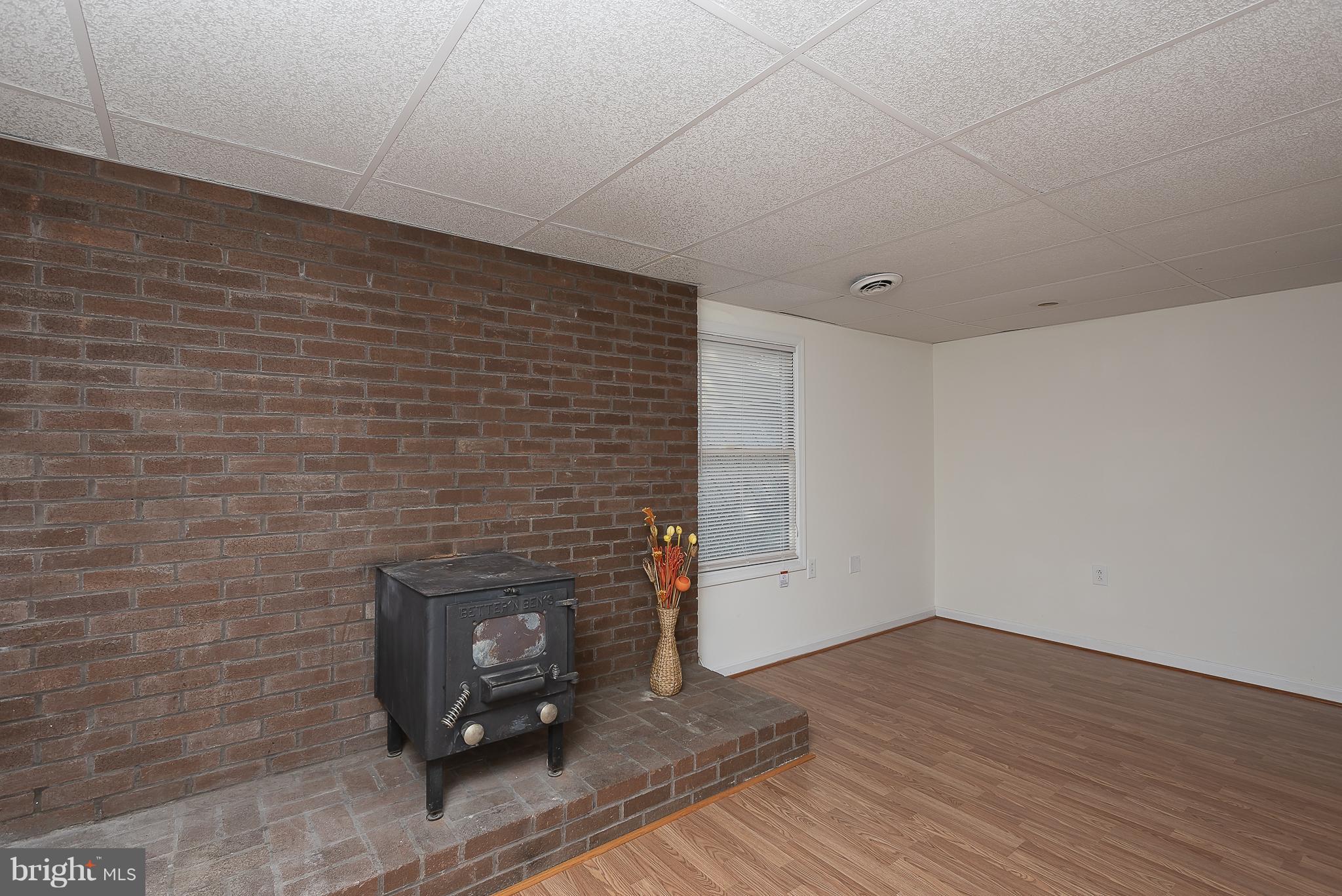 THE PROVINCES - Residential