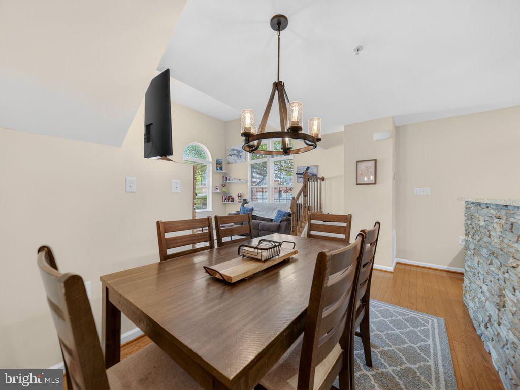 MARKET CENTER CONDOMINIUM - Residential
