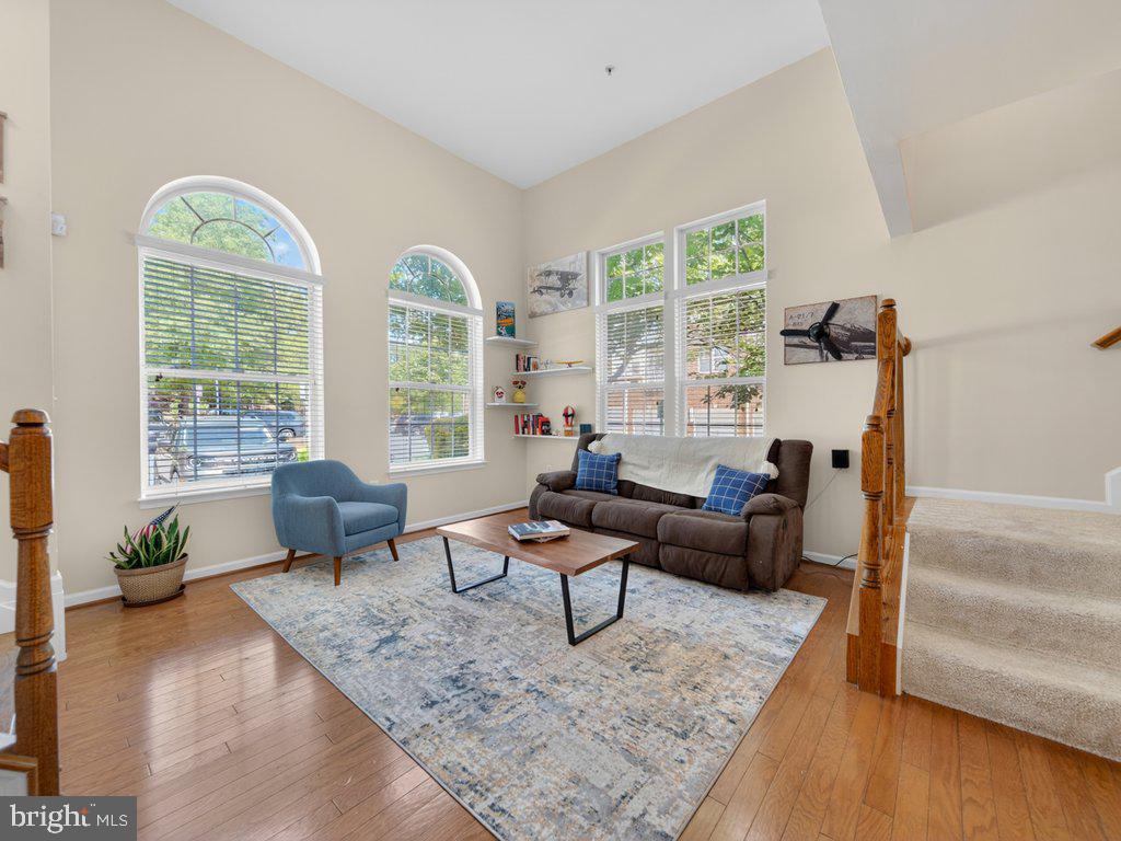 MARKET CENTER CONDOMINIUM - Residential