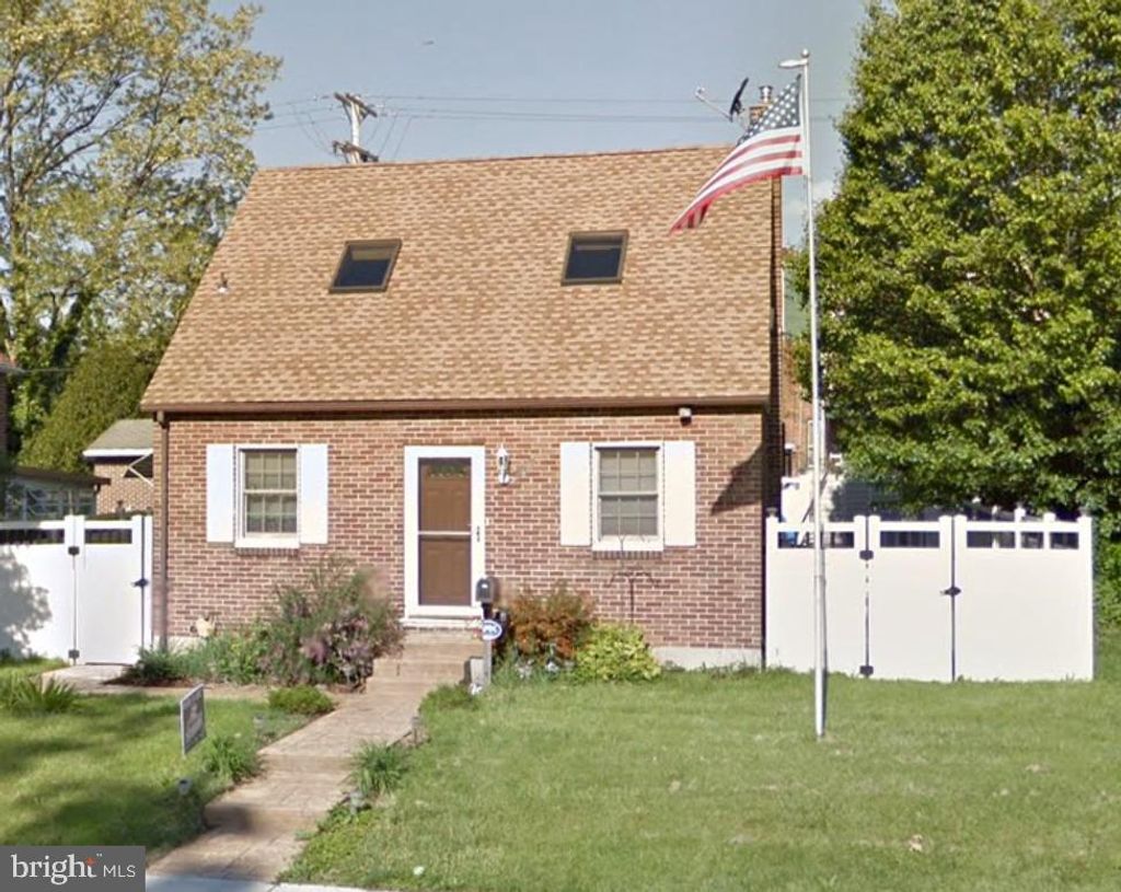 Photo of 383 Maryland Avenue, YORK, PA 17404 (MLS # PAYK2090040)